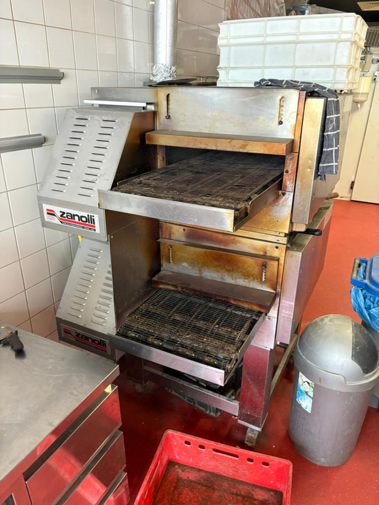 Dubbele Zanolli pizzaoven op gas, Ophalen, Zo goed als nieuw