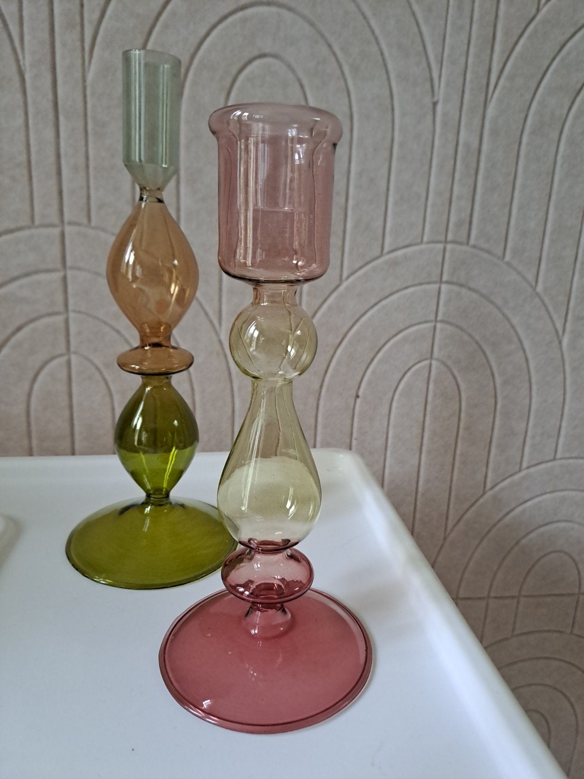 Set van 2 glazen kandelaars - Roze, Groen, Oranje, Meerkleurig, Ophalen of Verzenden, Kandelaar, Glas