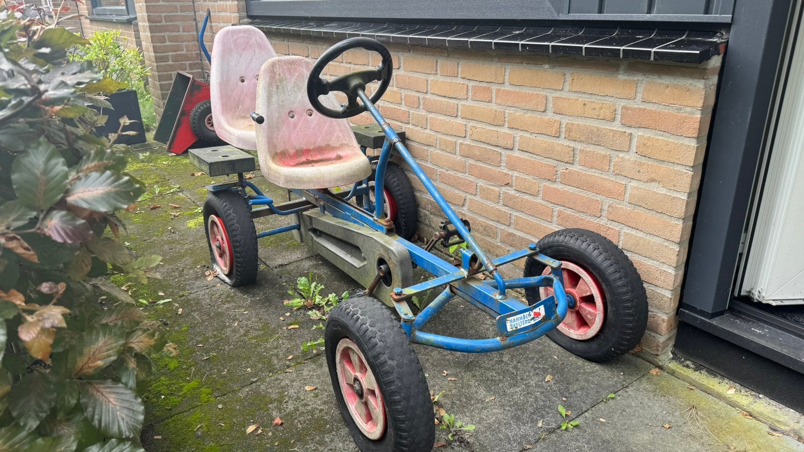 Mammoet skelter te koop aangeboden, Ophalen, Gebruikt, Mammoet, Met kar of aanhanger
