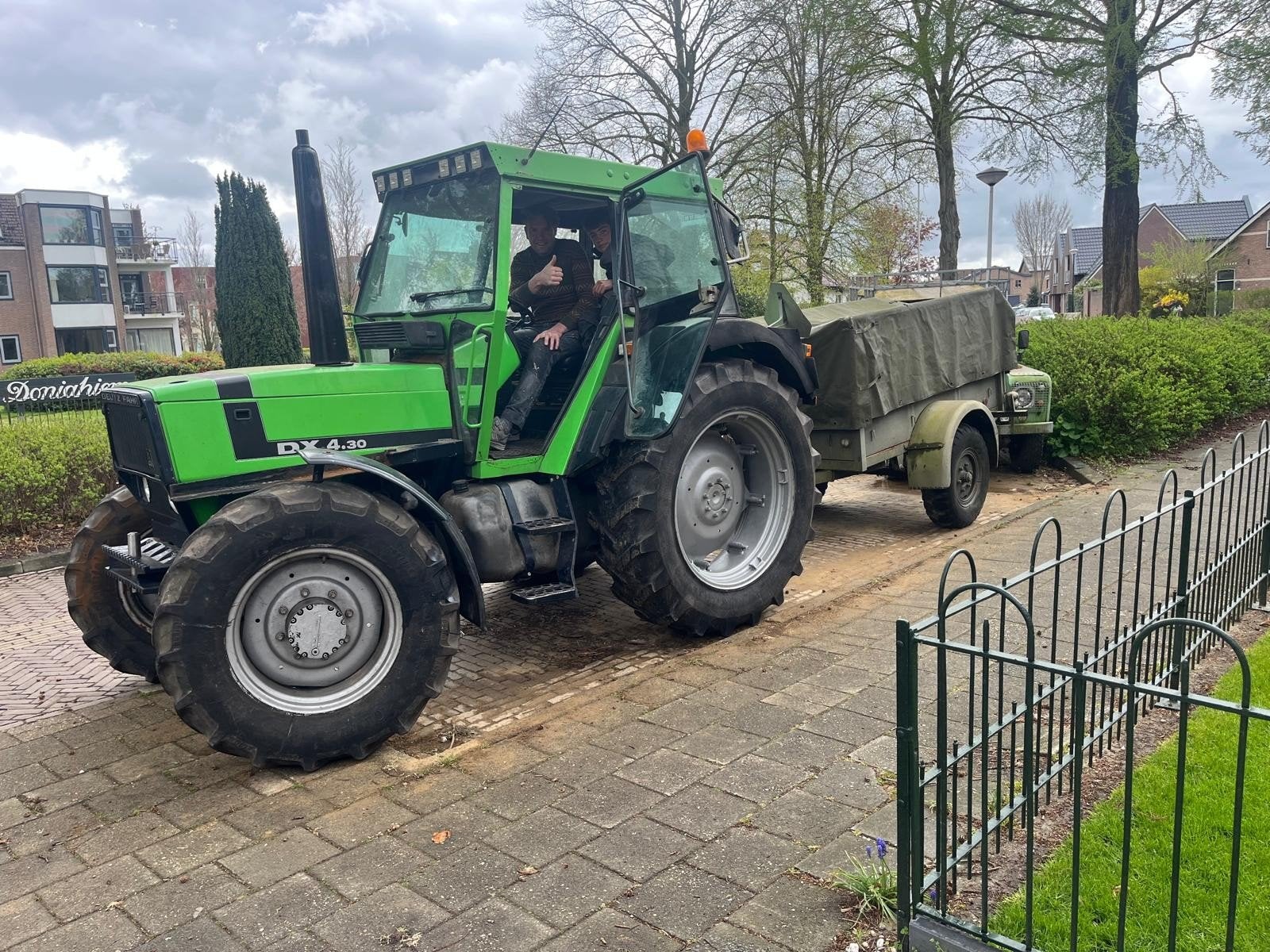Deutz DX 4.30 Tractor - Betrouwbaar en Krachtig, Ophalen, Gebruikt, Tot 80 Pk, Deutz - Fahr