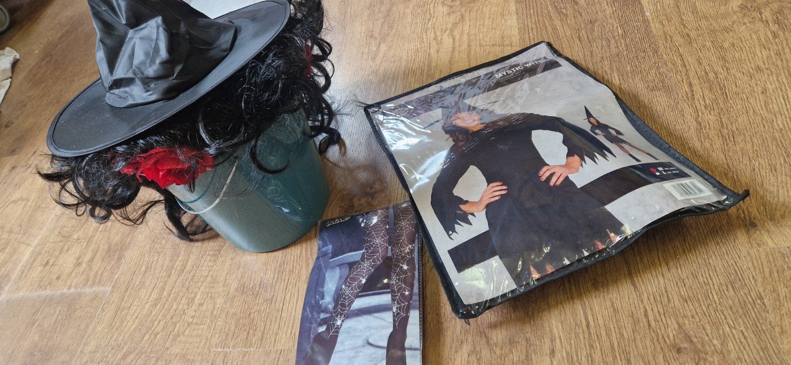 Diverse verkleed- en carnavalskleding, Maat 38/40 (M), Carnaval, Ophalen of Verzenden, Kleding