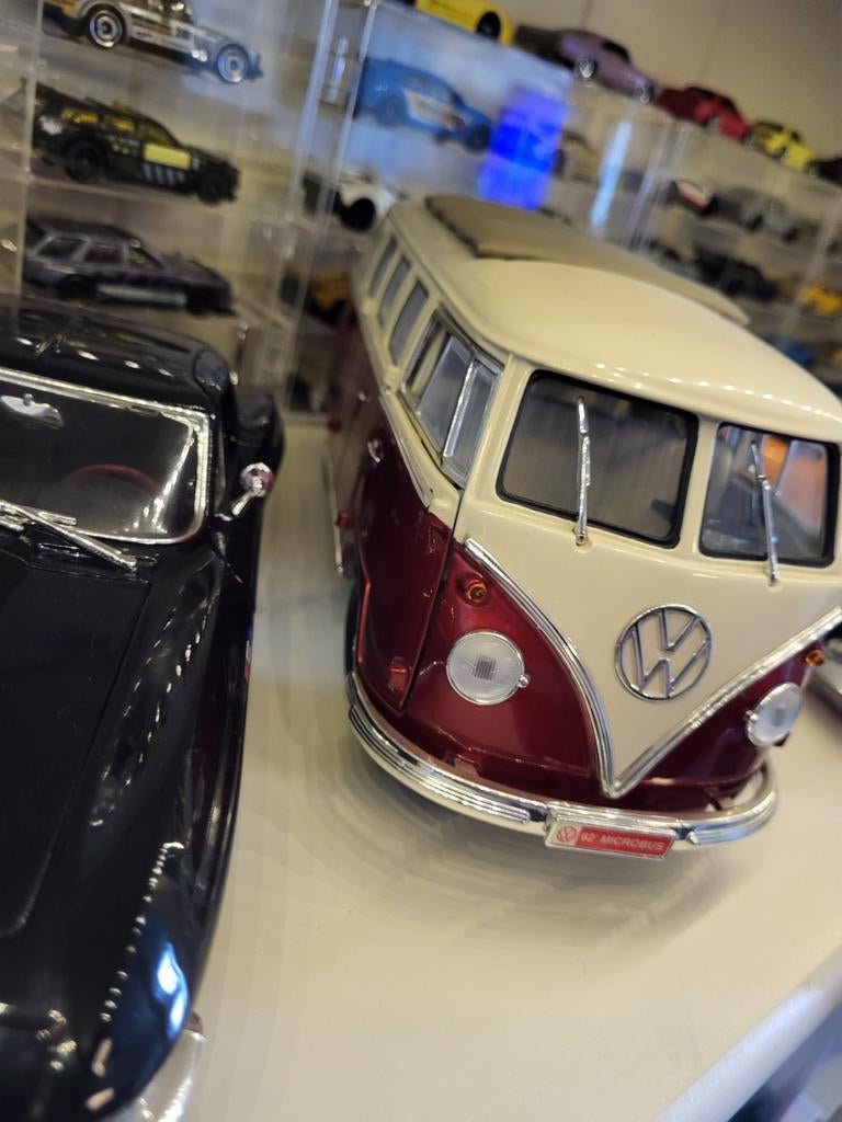 1:18 volkswagen T1, Hobby en Vrije tijd, Modelauto's | 1:18, Verzenden, Zo goed als nieuw