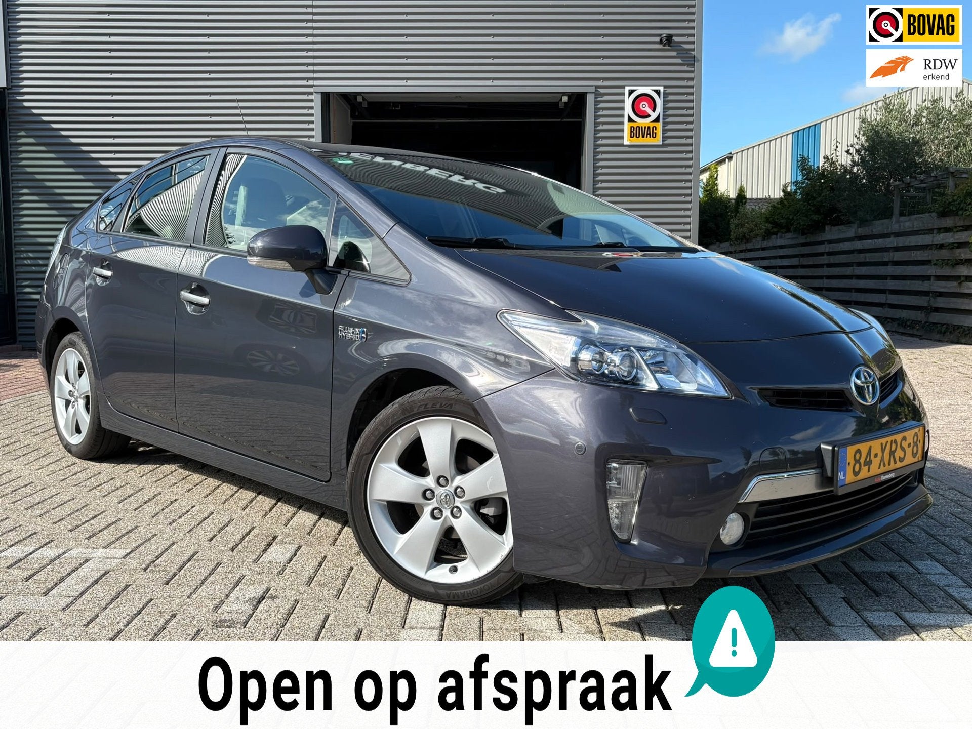 Toyota Prius 1.8 Plug-in Executive ! FULL-OPTIES! NIEUWE APK, Auto's, Stoelverwarming, Prius, Te koop, Hatchback