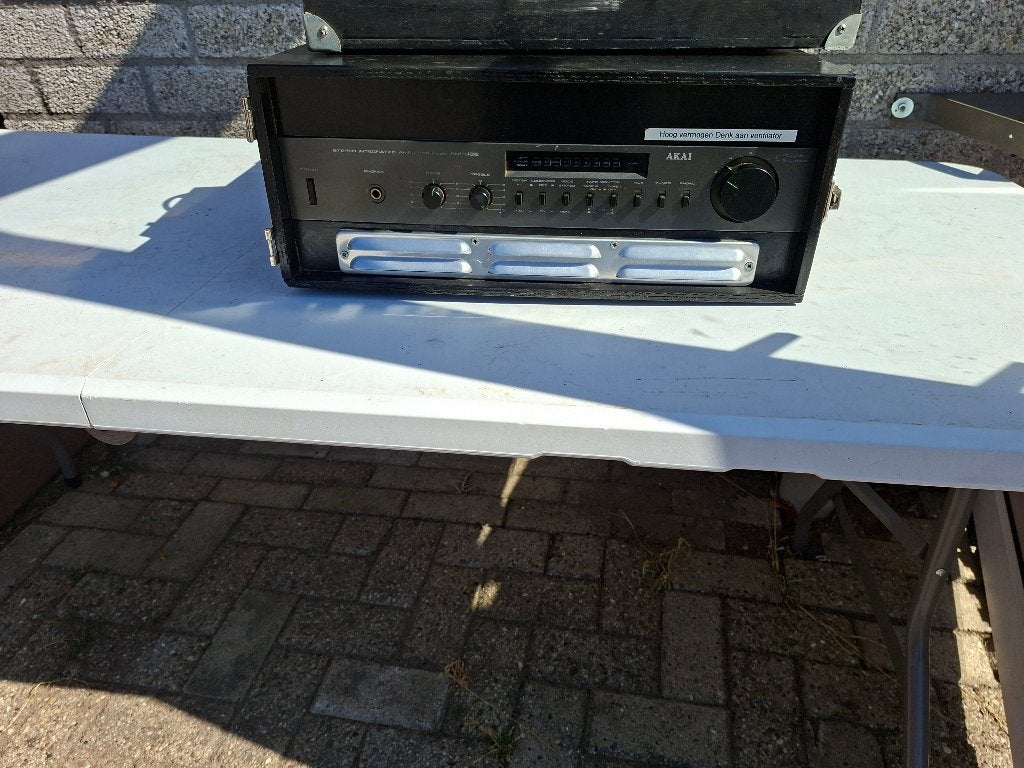 zware versterker akai am-u22 in koffer, Ophalen of Verzenden, Gebruikt, Minder dan 60 watt, Overige merken