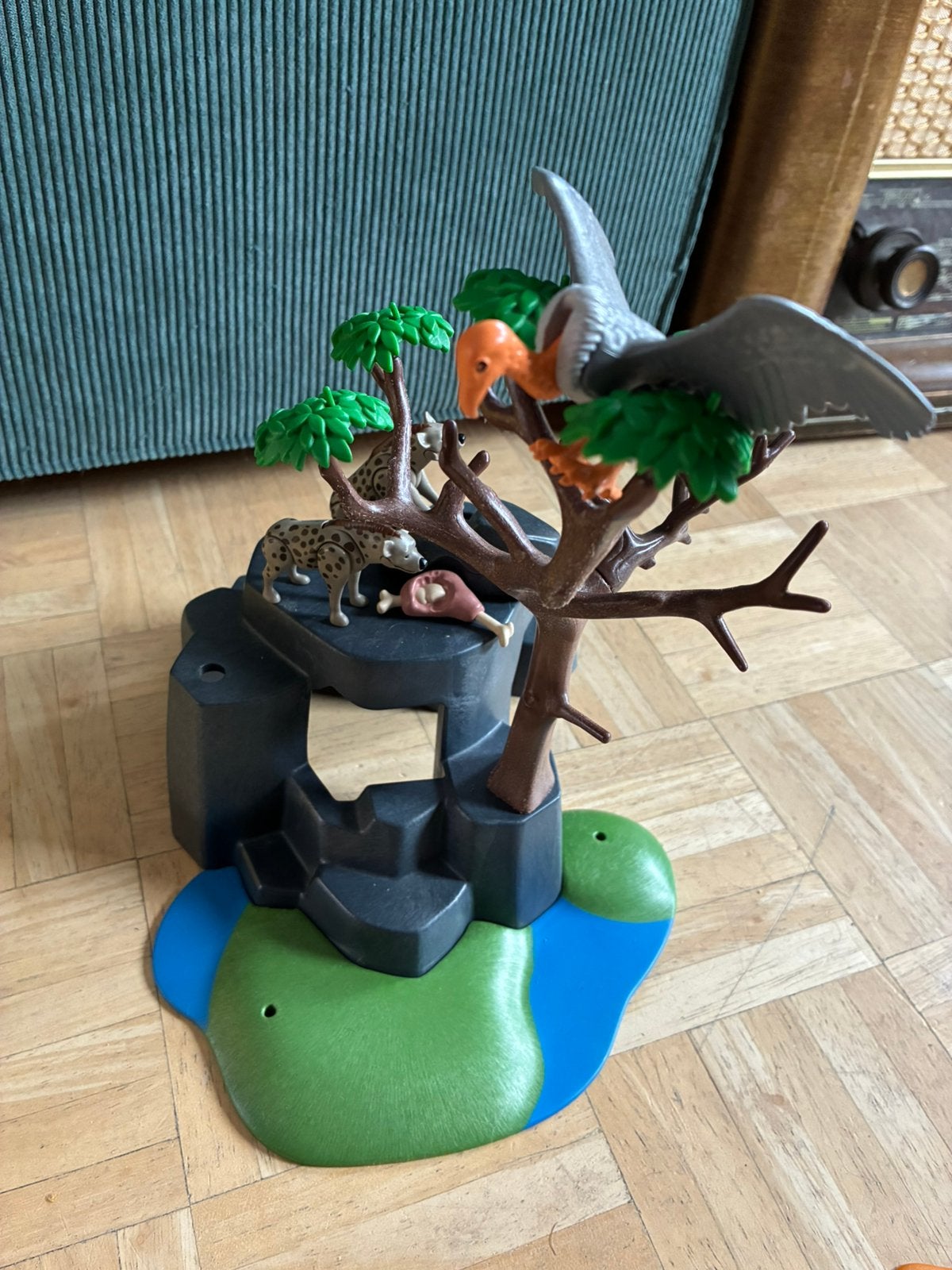 Playmobil rots met 2 hyenas en een gier, Kinderen en Baby's, Ophalen of Verzenden, Gebruikt