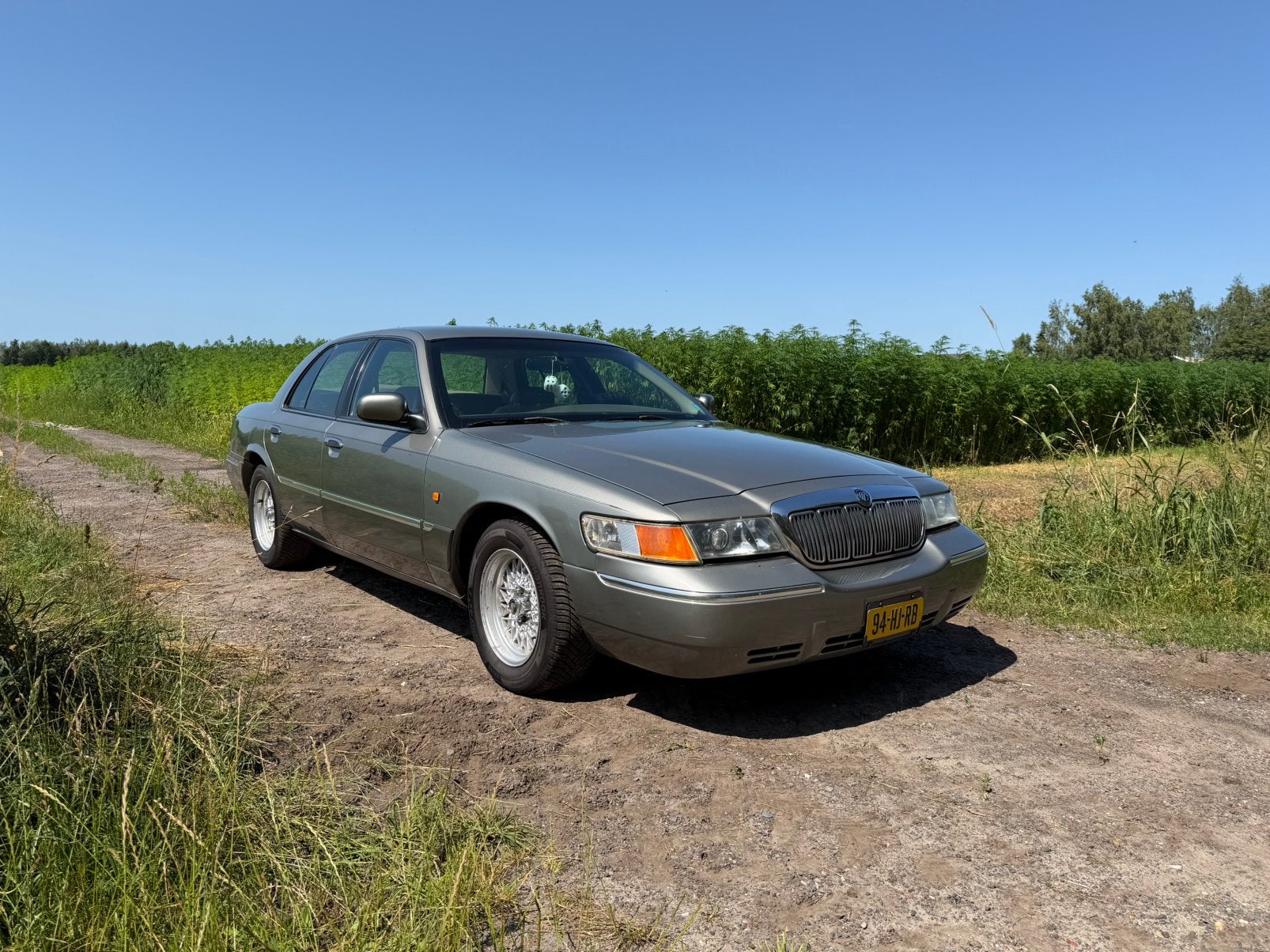 Mercury Grand Marquis LS HPP 2001 (MY 2000), Auto's, Origineel Nederlands, Particulier, Sedan, Zilver of Grijs