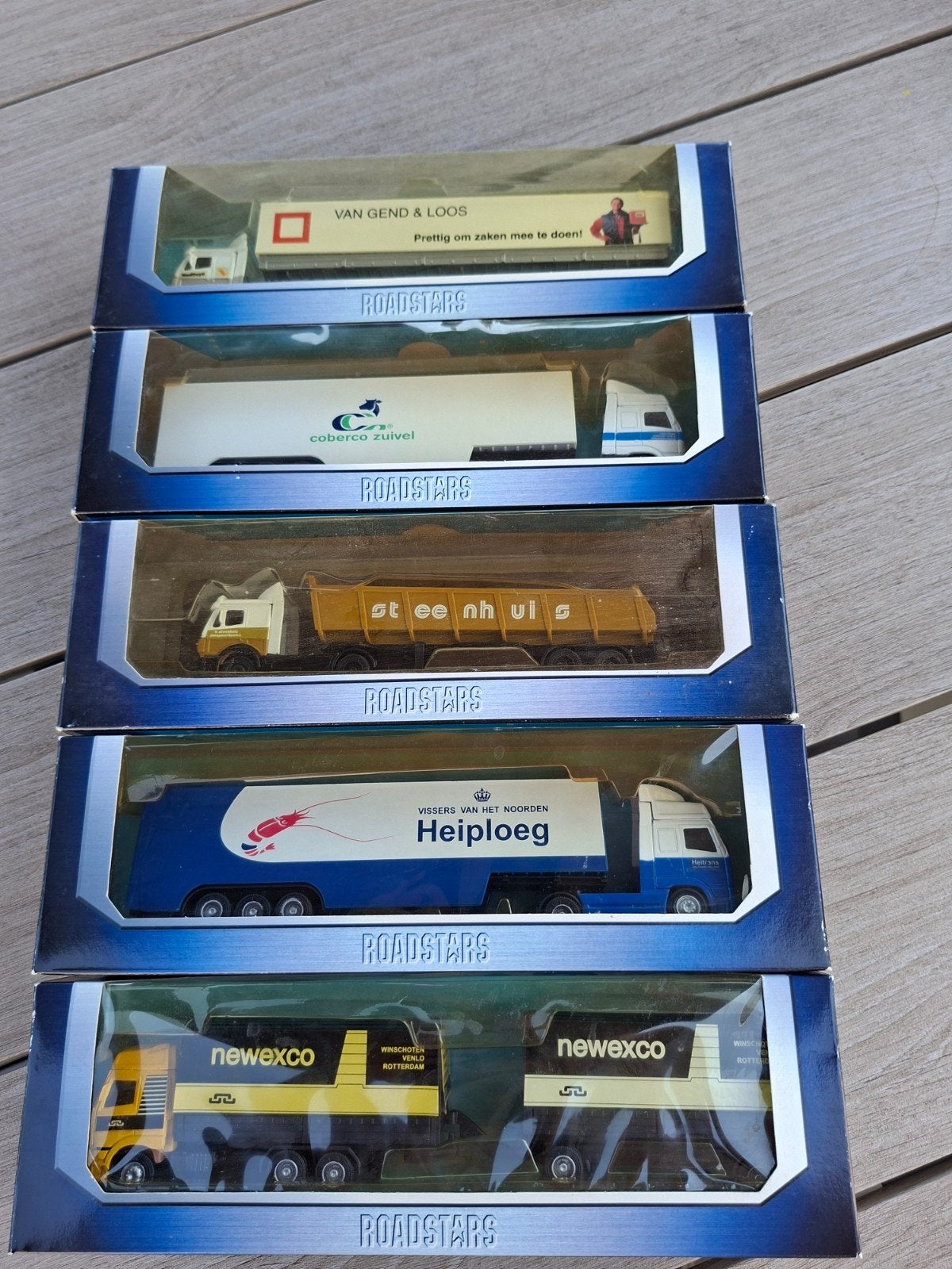 5 mooie ROADSTRARS TRUCKS ORIGINEEL, Hobby en Vrije tijd, Modelauto's | 1:87, Ophalen of Verzenden, Bus of Vrachtwagen, Overige merken