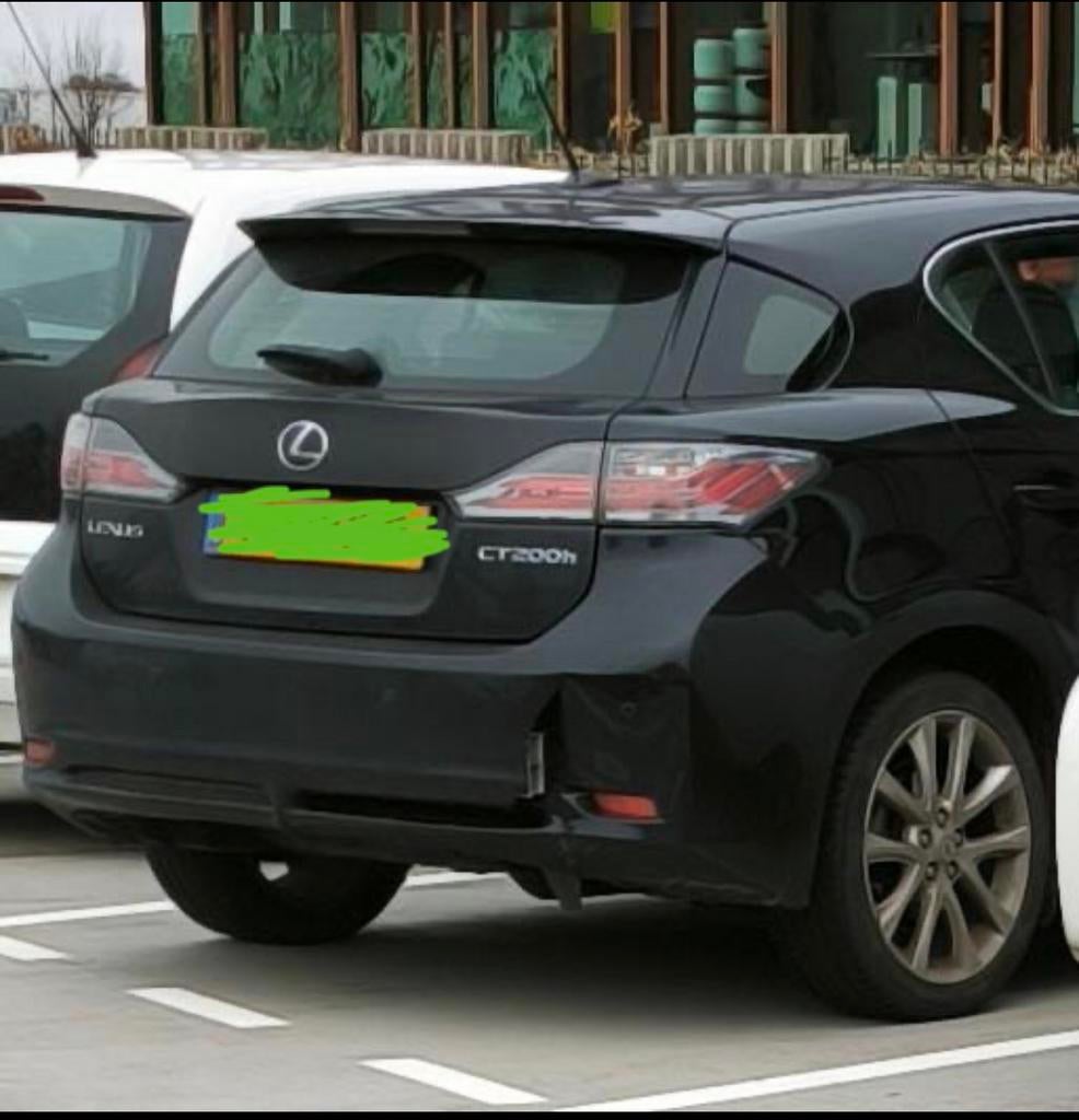 Gezocht: achterbumper Lexus CT200h, Ophalen of Verzenden, Lexus, Bumper