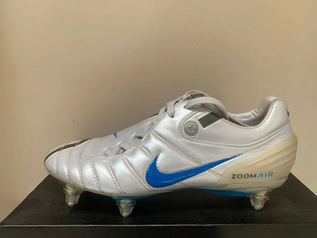 bn nike tiempo silver zoom air total 90 t90 ctr360 soccer sh, Gebruikt, Maat XS of kleiner, Schoenen, Ophalen of Verzenden