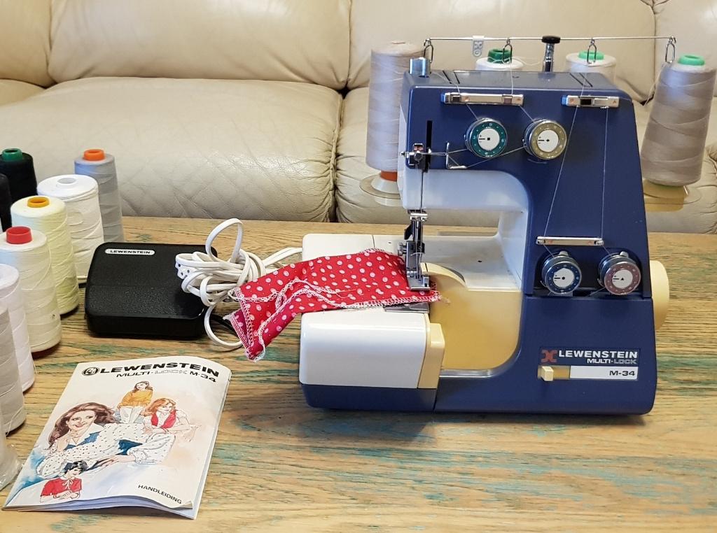 Lewenstein Multi-Lock machine type M-34., Ophalen of Verzenden, Zo goed als nieuw, Lockmachine, Lewenstein