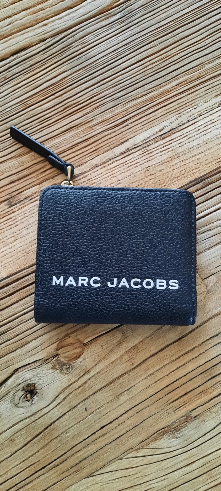 Portemonnee van Marc Jacobs zo goed als nieuw., Ophalen of Verzenden, Zo goed als nieuw, Zwart, Leer