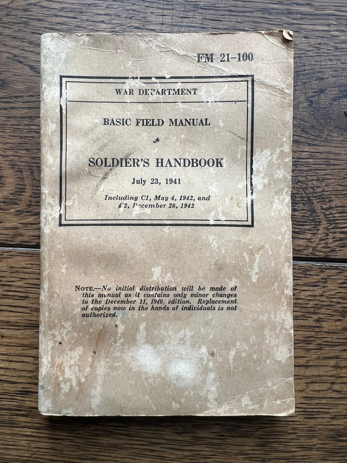 WO2 Amerikaans M1 garand handboek wapens uitrusting op naam, Amerika, Verzenden, Boek of Tijdschrift