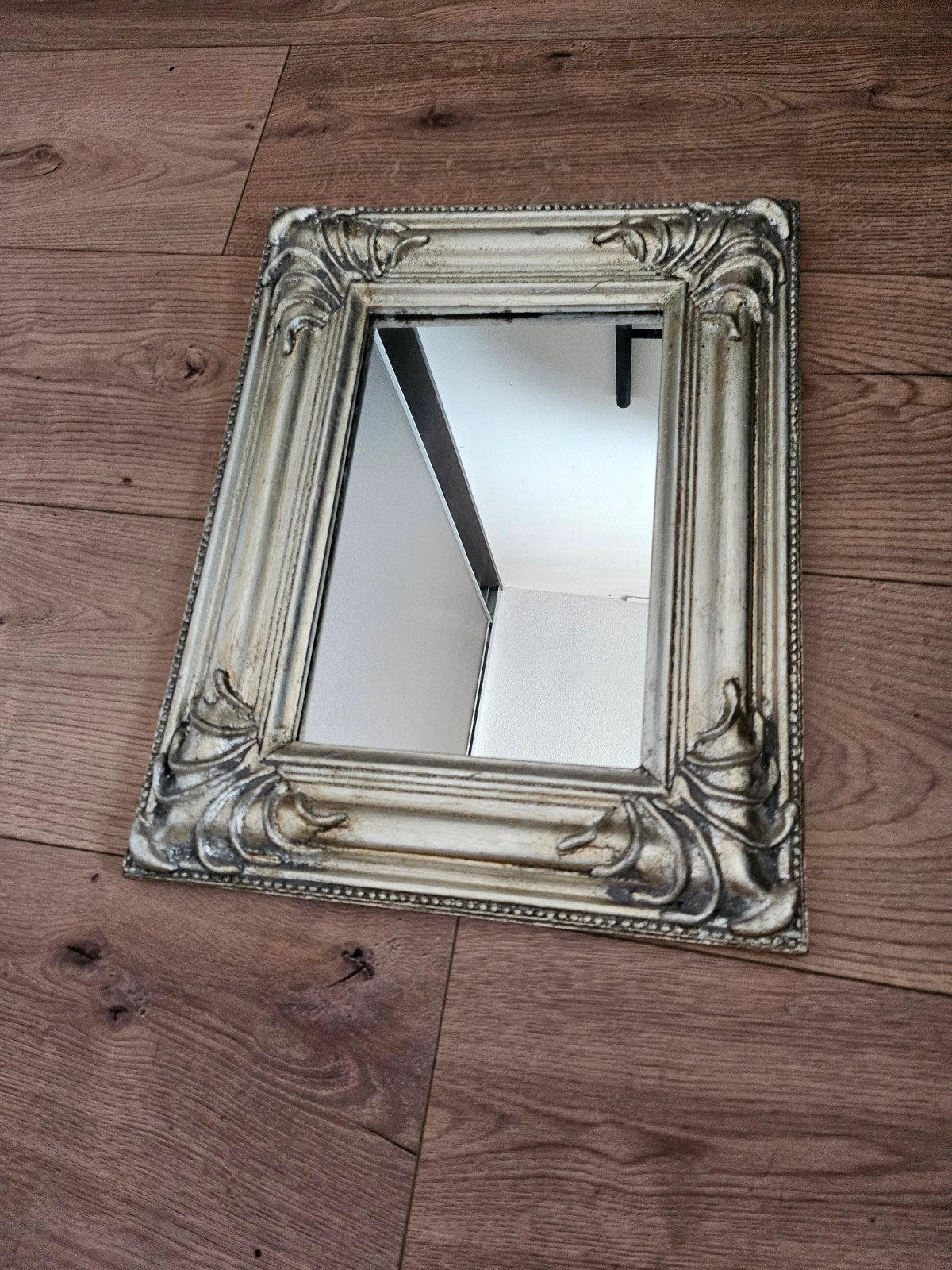 Decoratieve spiegel 35 x 45 cm met barok lijst, Minder dan 50 cm, Ophalen of Verzenden, Zo goed als nieuw, Minder dan 100 cm