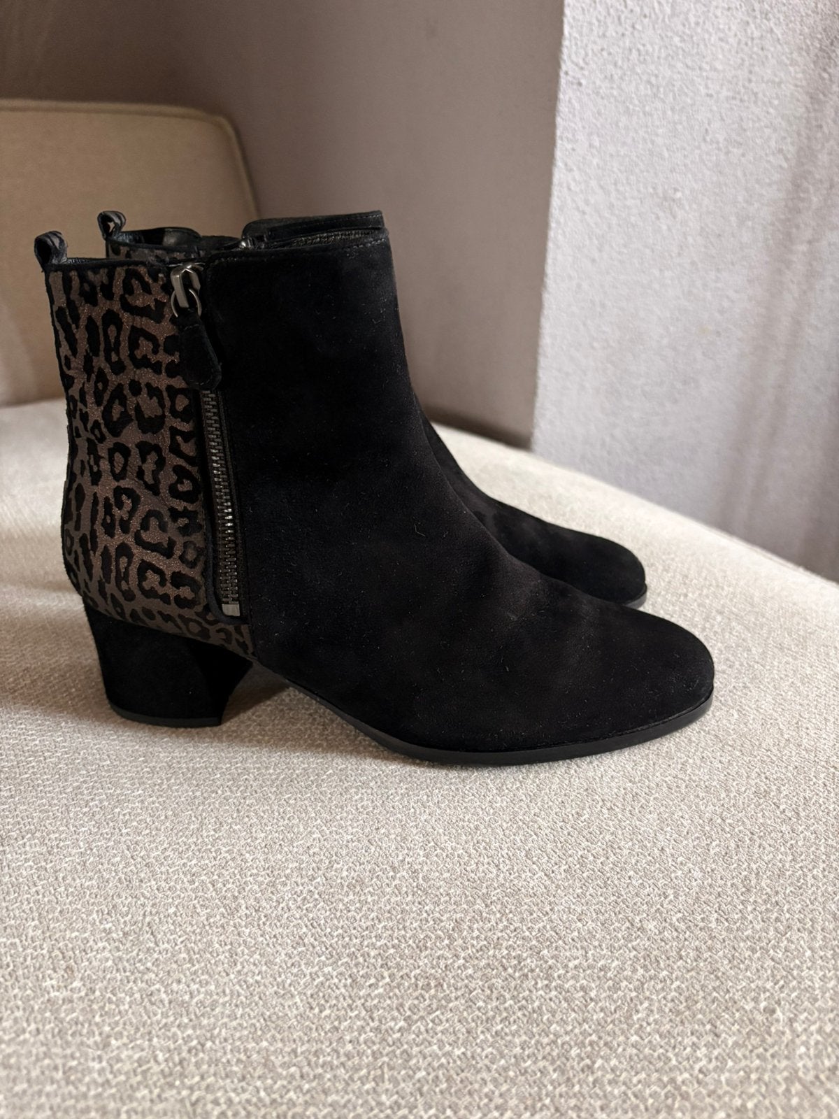 Hassia Premium Comfort laarsjes zwart/luipaard mt H 37,5, Ophalen of Verzenden, Zo goed als nieuw, Zwart, Lage of Enkellaarzen