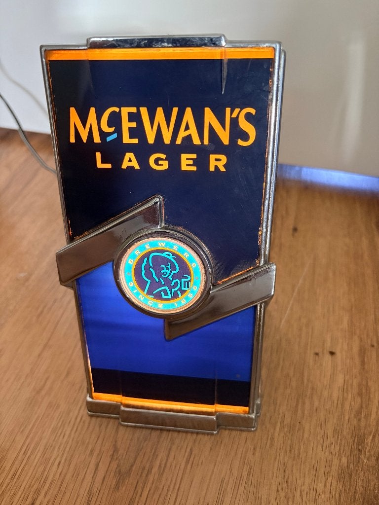 Mc Ewan's Lager Verlicht Bar reclamebord, Verzamelen, Biermerken, Ophalen, Gebruikt, Reclamebord, Plaat of Schild, Overige merken
