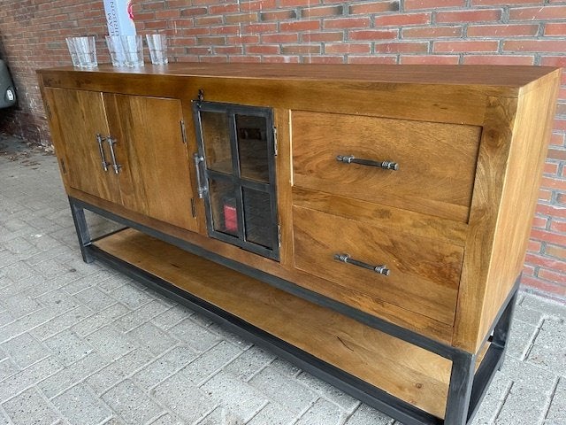 dressoir 180 cm breed mangohout.2 laden 2 deurs 1glas actie, Huis en Inrichting, Glas, 150 tot 200 cm, Nieuw, Ophalen of Verzenden