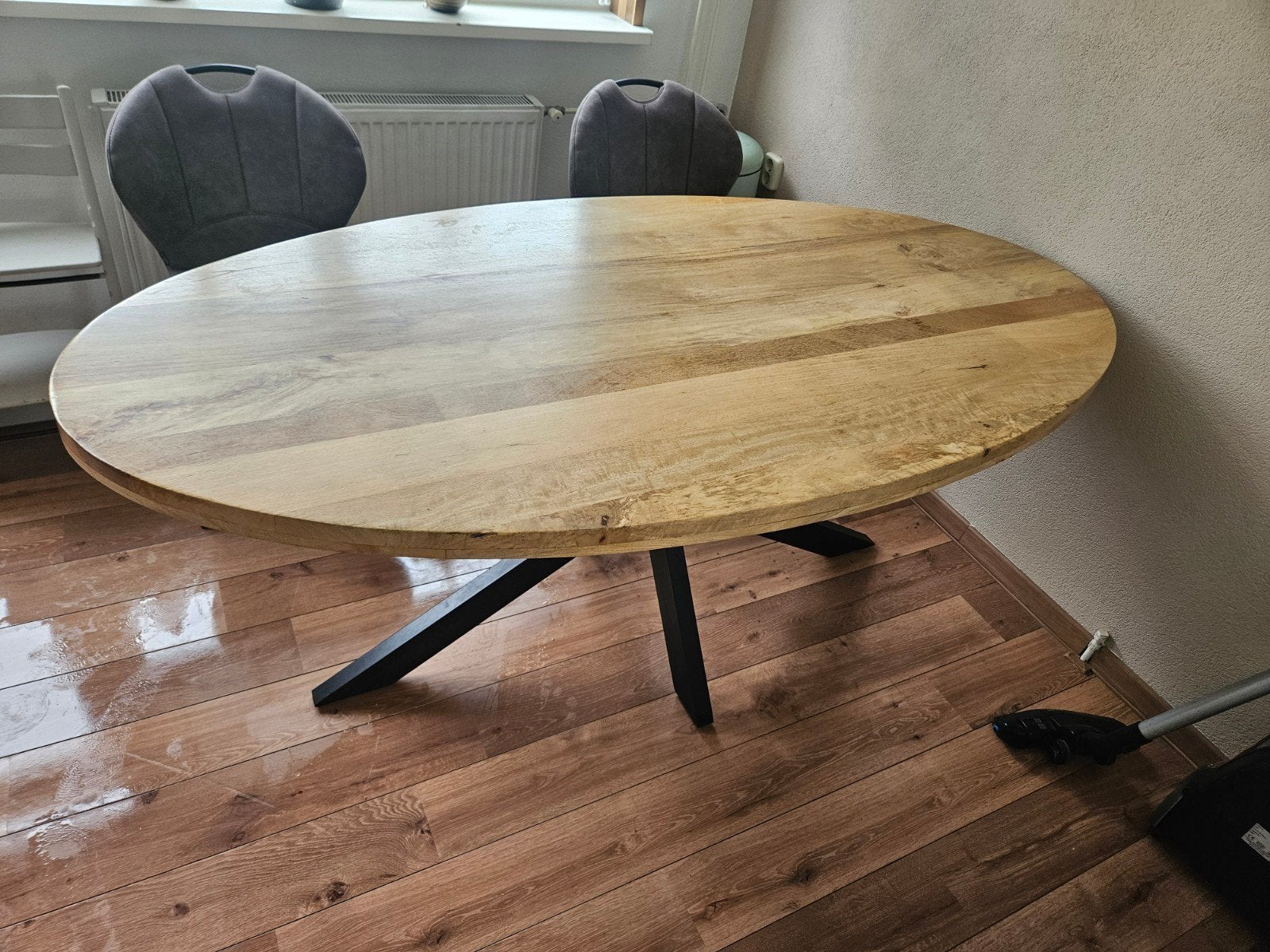 Ovale mango houten eettafel - Zo goed als nieuw, Ophalen of Verzenden, Zo goed als nieuw, Ovaal, Overige houtsoorten