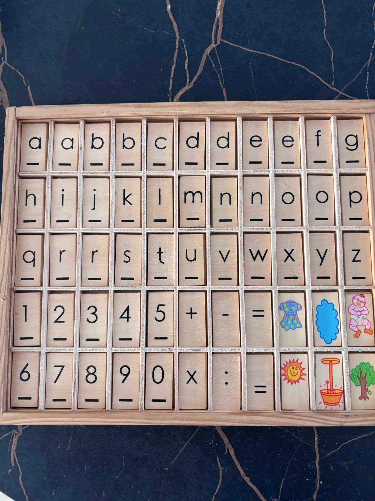Houten letterdoos compleet met plexiglas schuifdeksel, Ophalen, Gebruikt, Taal en Lezen