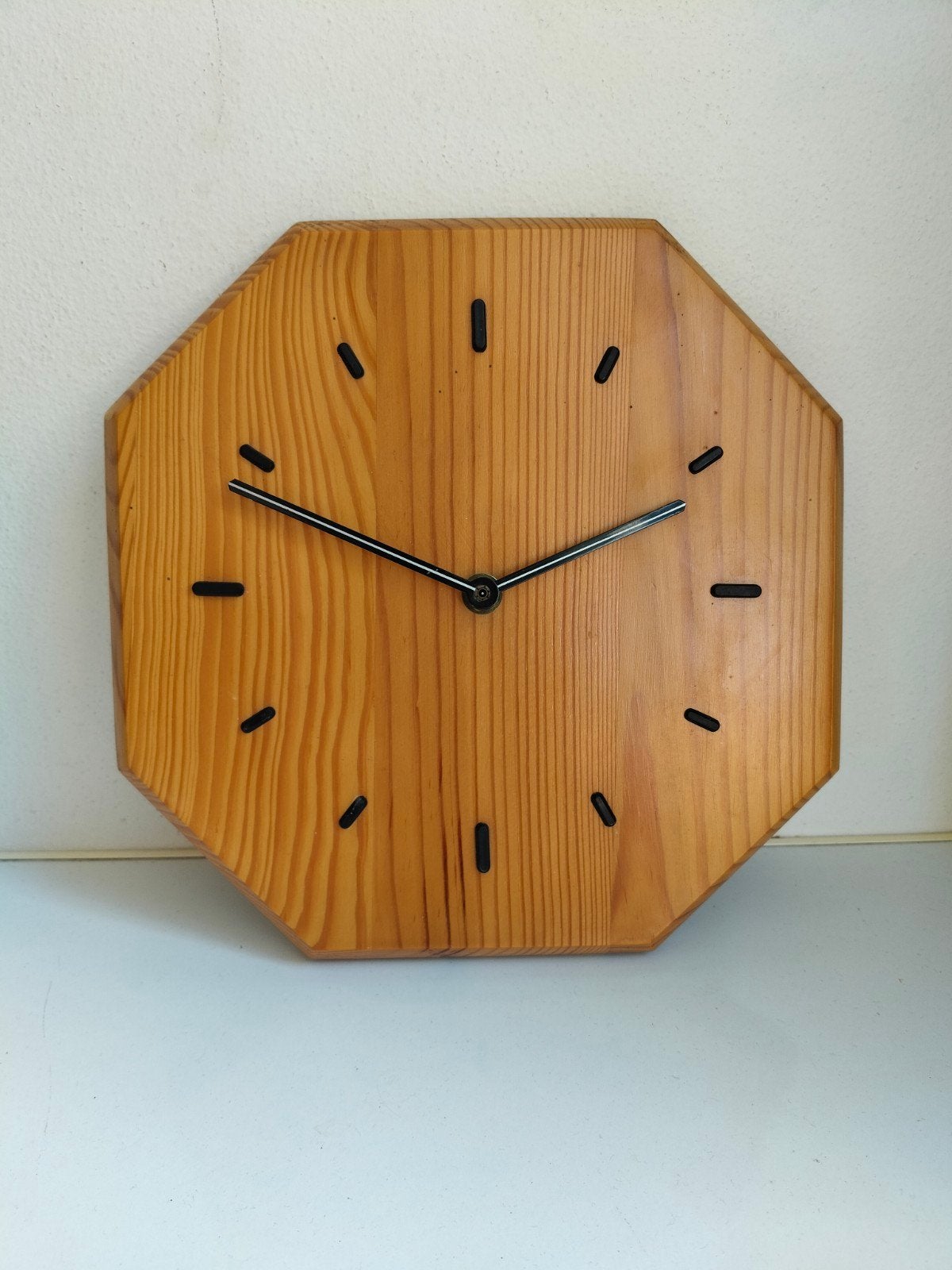 vintage wandklok hout octagon, Ophalen, Gebruikt, Wandklok