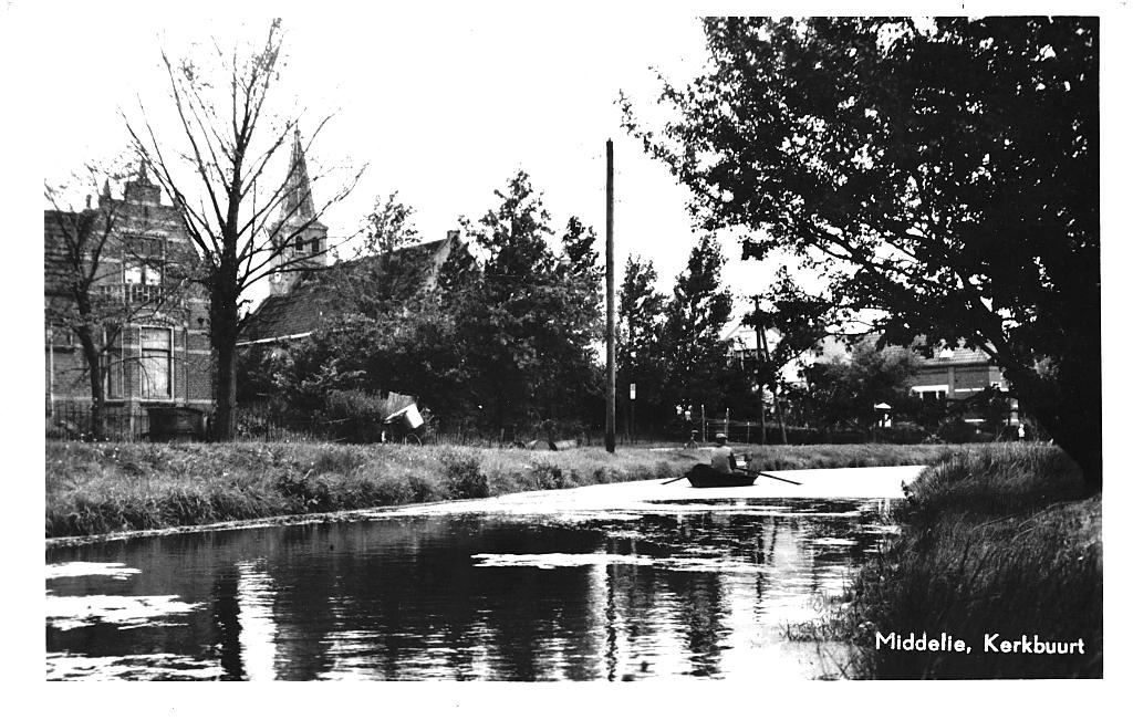 700816 Middelie NH 1956 Kerkbuurt Gelopen met postzegel