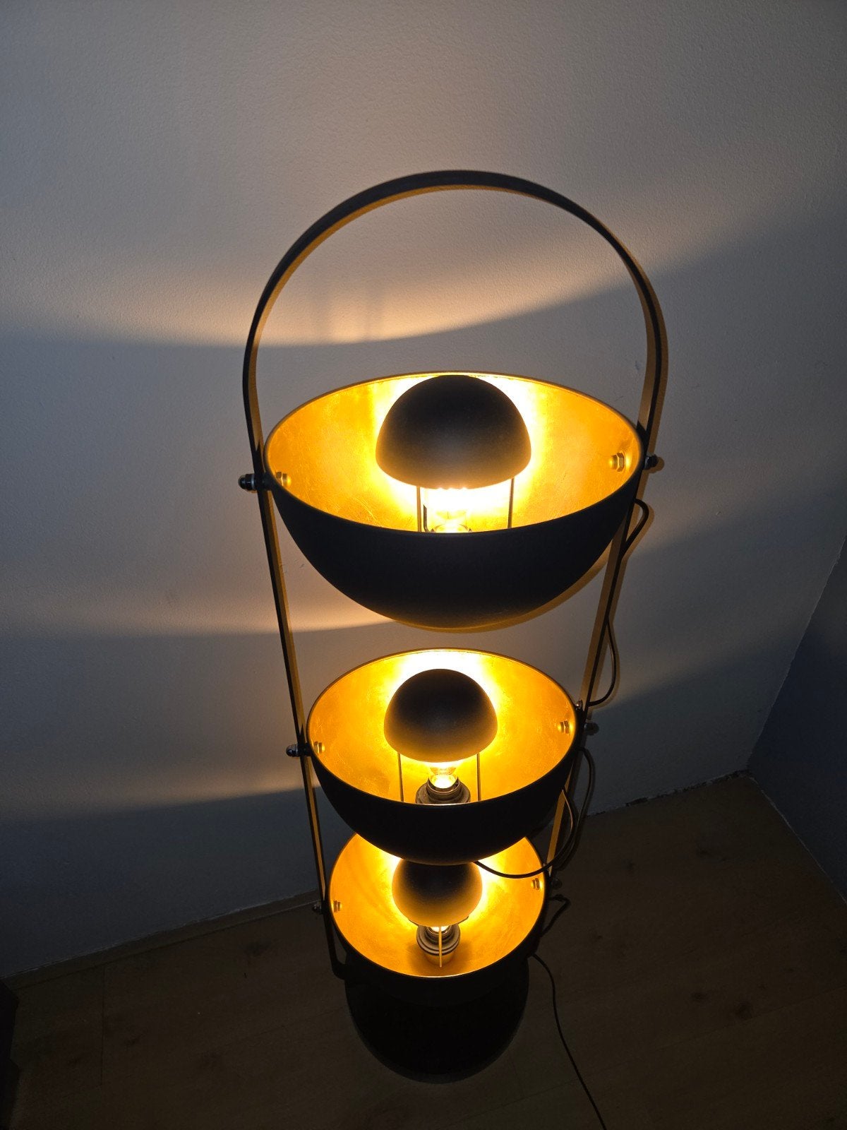 Vloerlamp met 3 dimbare lichtstanden - Zwart/Goud, Huis en Inrichting, Ophalen, Modern, Industrieel, Zo goed als nieuw, Metaal