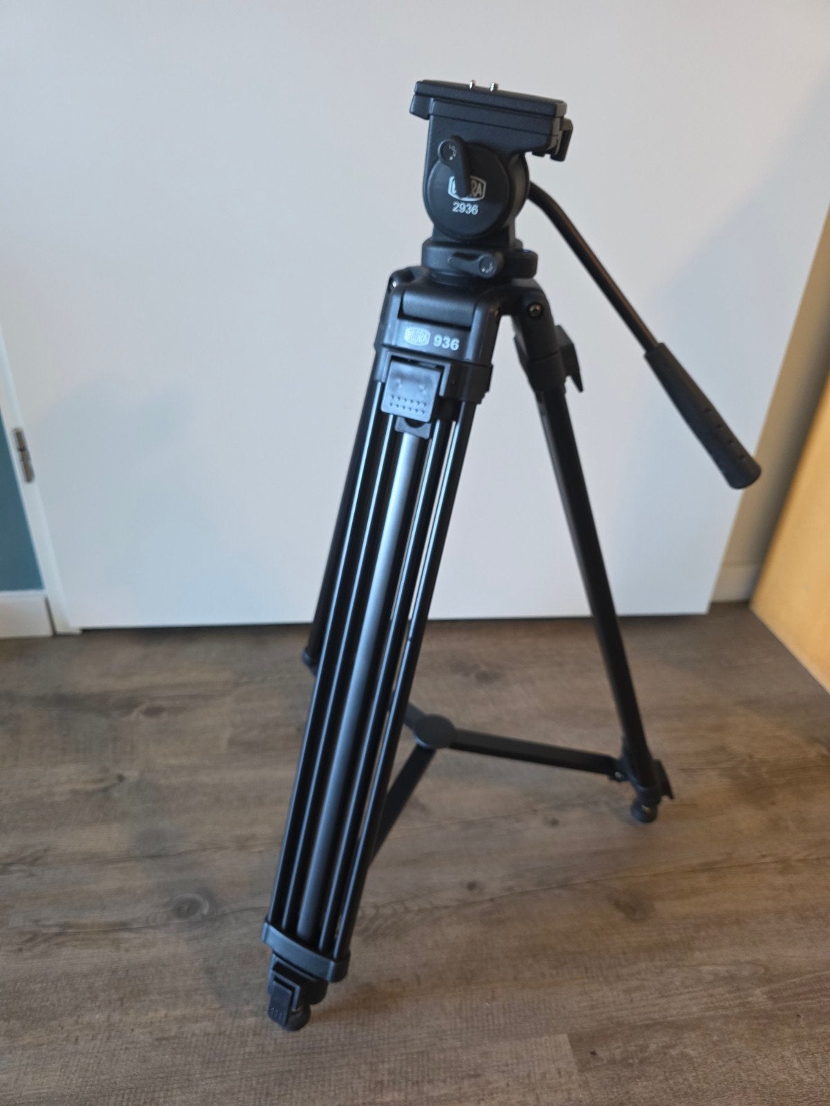 Nieuw Bilora Statief 936 - Stevig en Betrouwbaar, Snelkoppelingsplaat, Bilora, Nieuw, 125 tot 150 cm