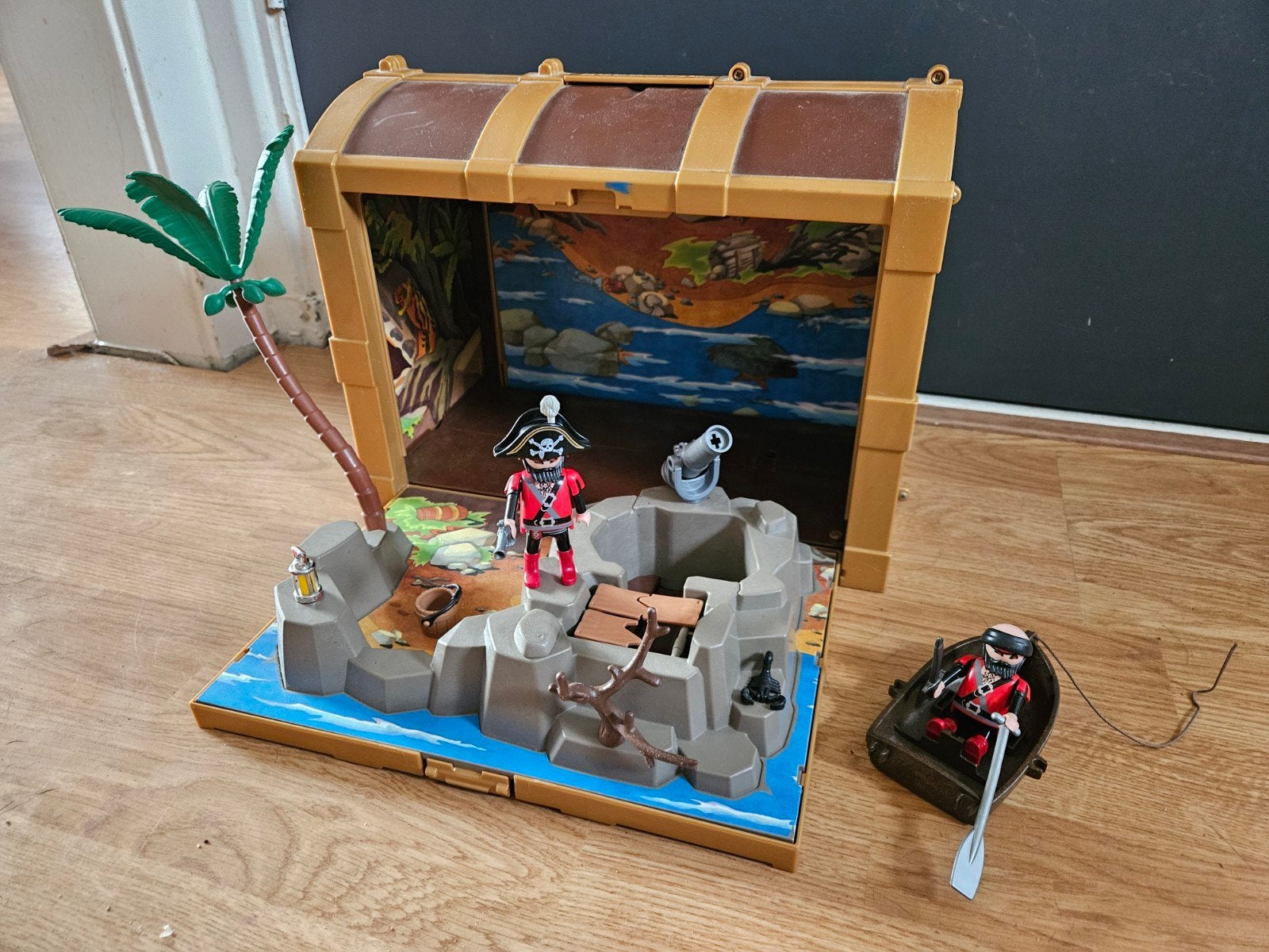 playmobil piraten koffer eiland met boot en palmboom, Pirates, Gebruikt, Gebouw, Complete set
