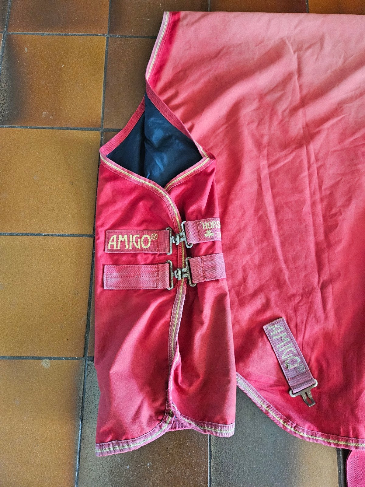 amigo hero 6 regendeken, Dieren en Toebehoren, Gebruikt, 0 g, Rood, Ophalen of Verzenden