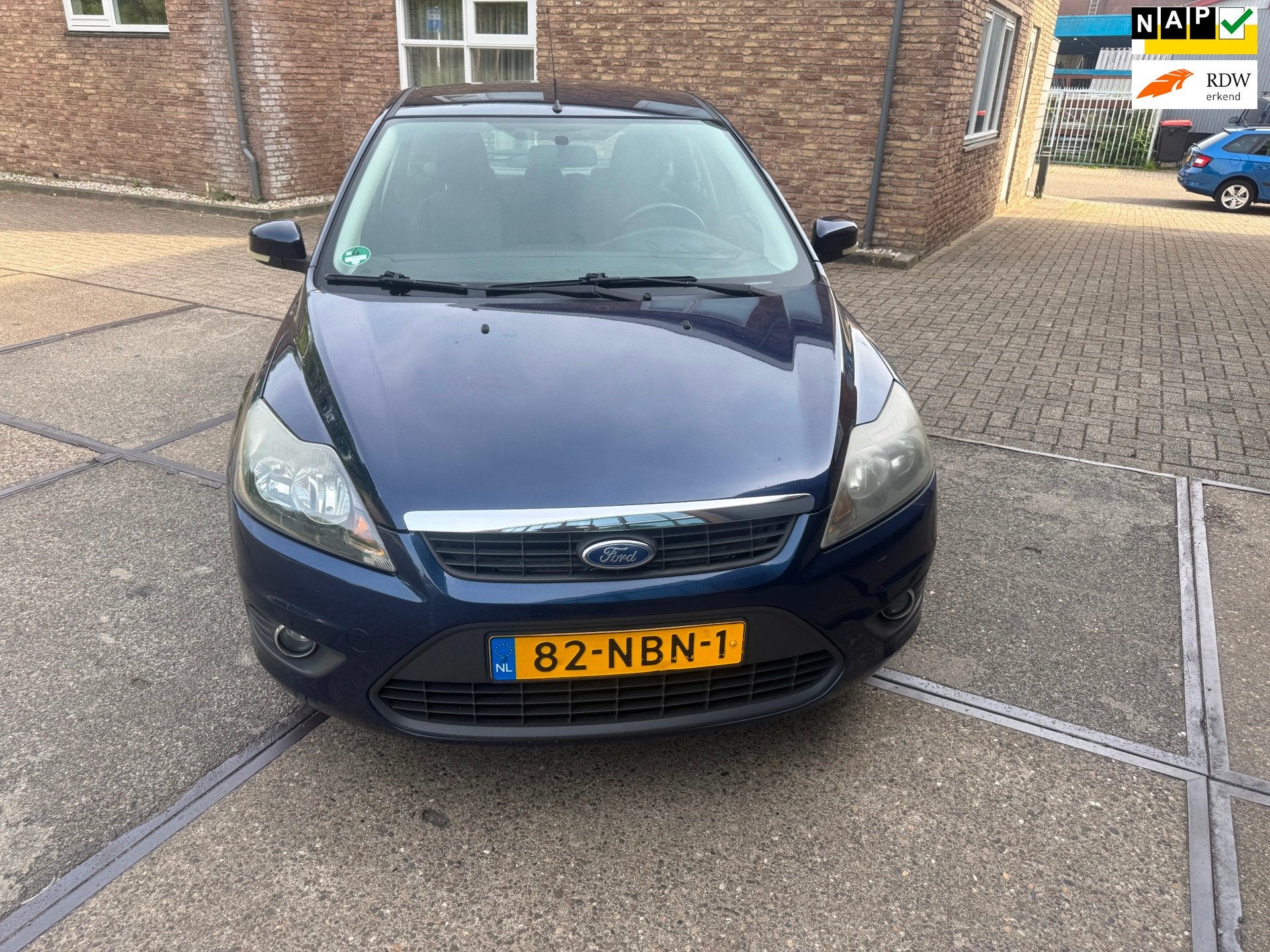 Ford Focus 1.6 Comfort (( apk: 29-04-2027 ))) nieuwe koppeli, Gebruikt, 4 cilinders, Blauw, 620 kg