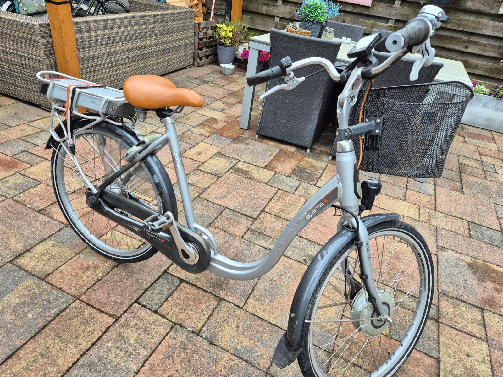 Sparta Entree E-bike met lage instap - Slechts 1558 km!, Ophalen, Sparta, Zo goed als nieuw, 47 tot 51 cm