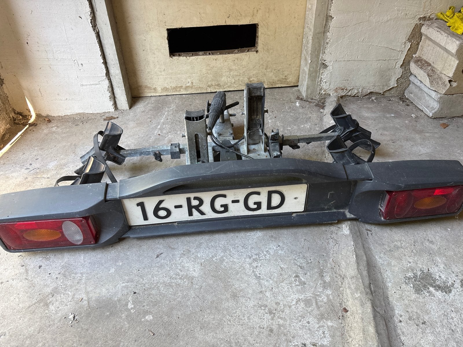 Twinnny Load Swing CK trekhaakfietsendrager voor 2 fietsen, Auto diversen, Fietsendragers, Ophalen, 2 fietsen, Gebruikt, Trekhaakdrager