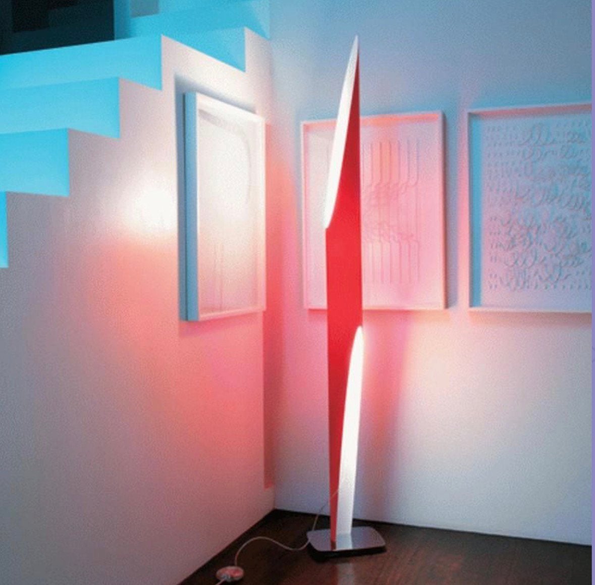 Kundalini Shakti vloerlamp rood/wit, 200 cm hoog, Ophalen, Kunststof, Gebruikt, 200 cm of meer