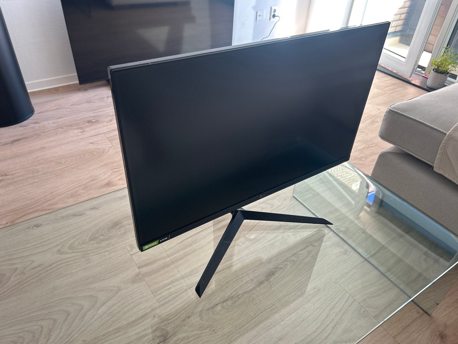 LG 27GP850-B UltraGear Gaming Monitor 27 inch QHD 165Hz, IPS, In hoogte verstelbaar, Zo goed als nieuw, 1 tot 2 ms