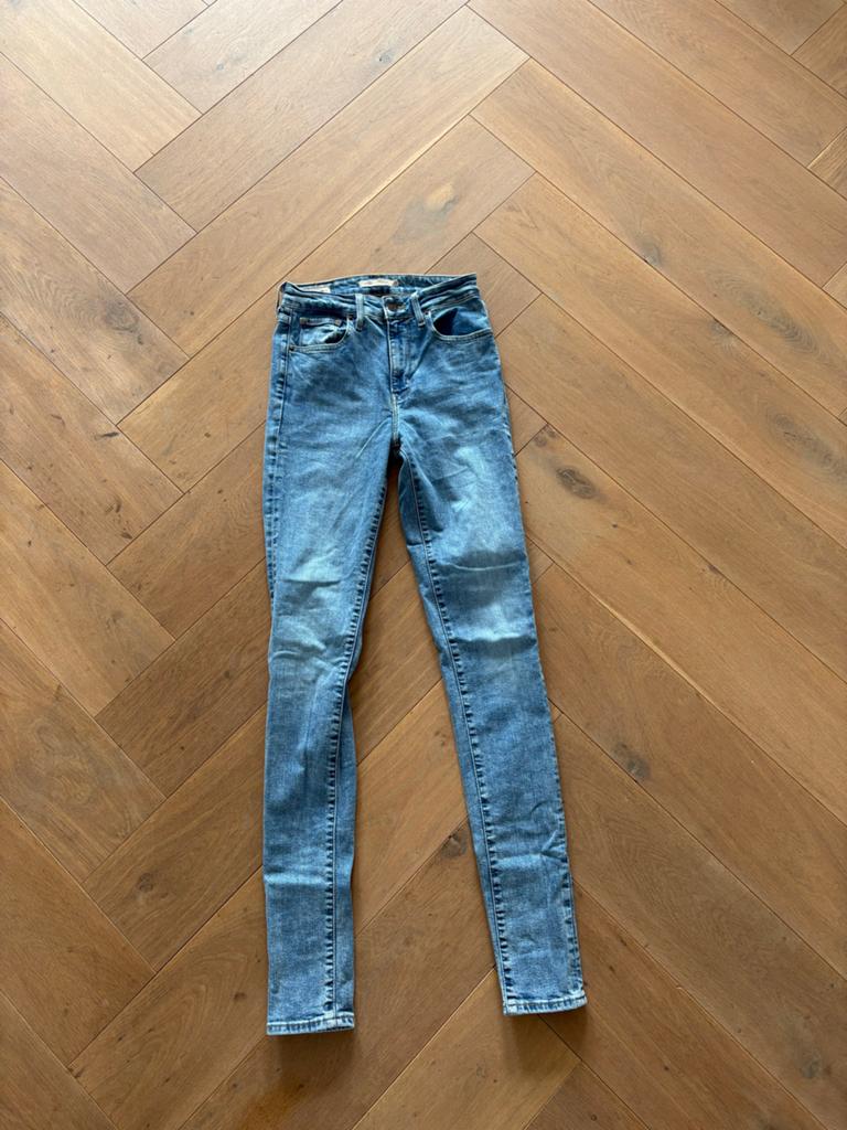 Levi's 721 High Rise Skinny Jeans - Maat 25 Stretch, Ophalen of Verzenden, Zo goed als nieuw, Blauw, W27 (confectie 34) of kleiner
