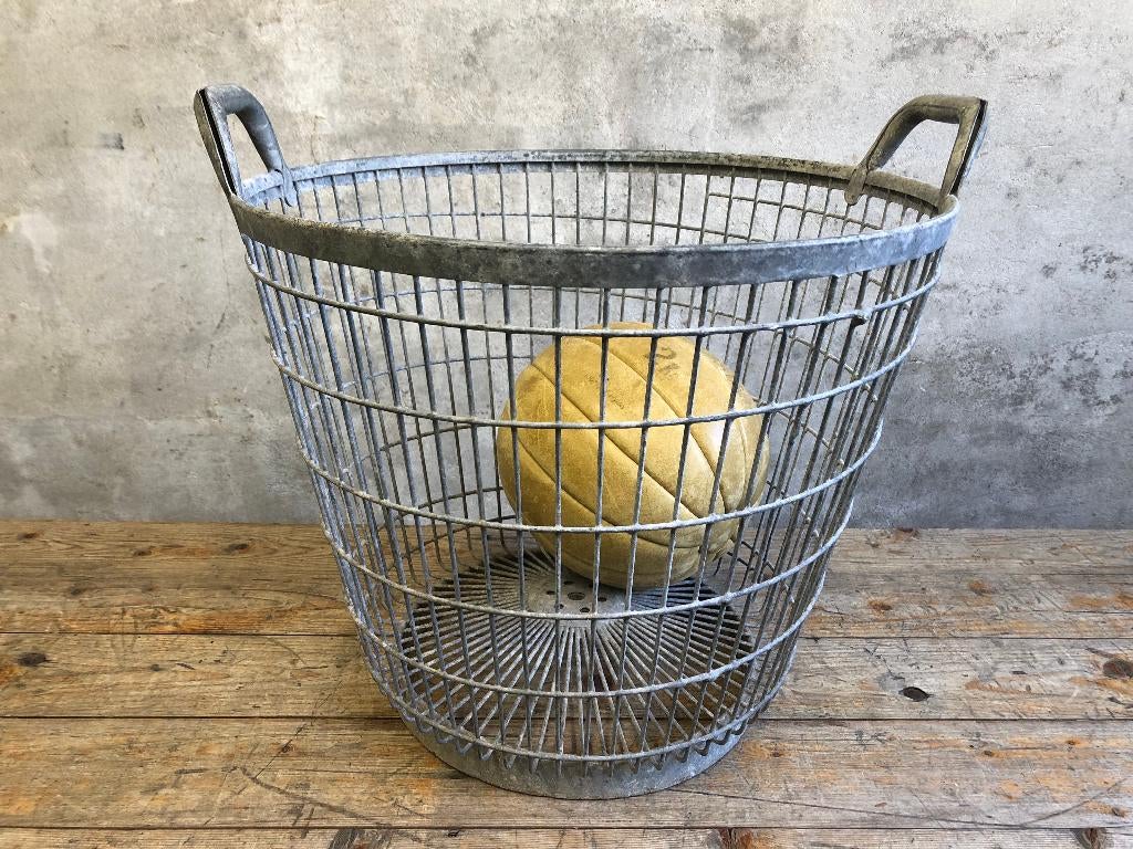brocante metalen draadmand | aardappelmand | kussens, Ophalen of Verzenden