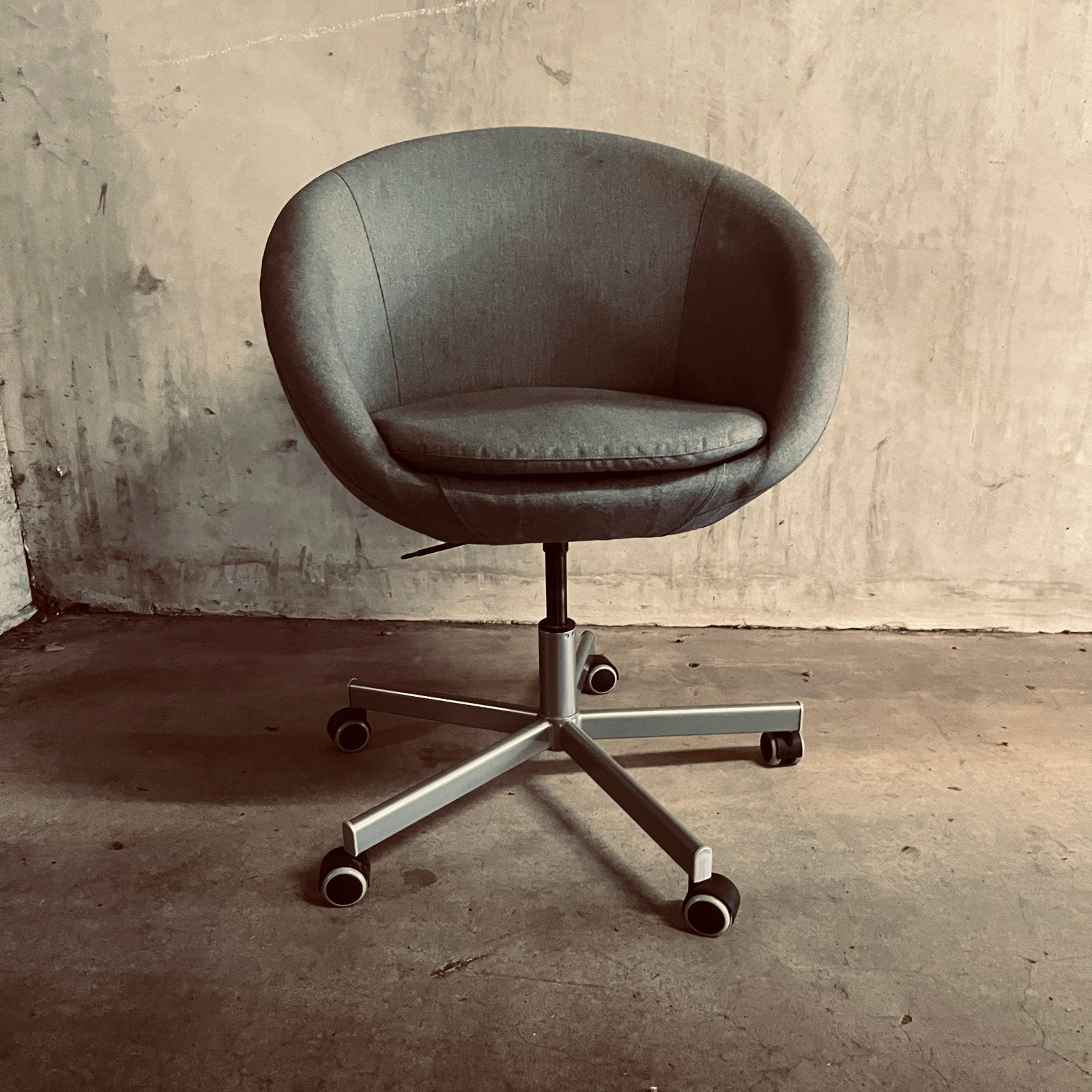 IKEA Bureaustoel grijs., Ophalen, Gebruikt, Grijs, Bureaustoel