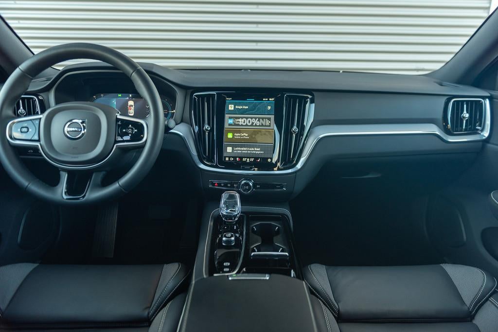 Volvo S60 T6 Aut. Long Range Ultimate Dark ACC Leder Stoel+S, Automaat, Gebruikt, 4 cilinders, S60