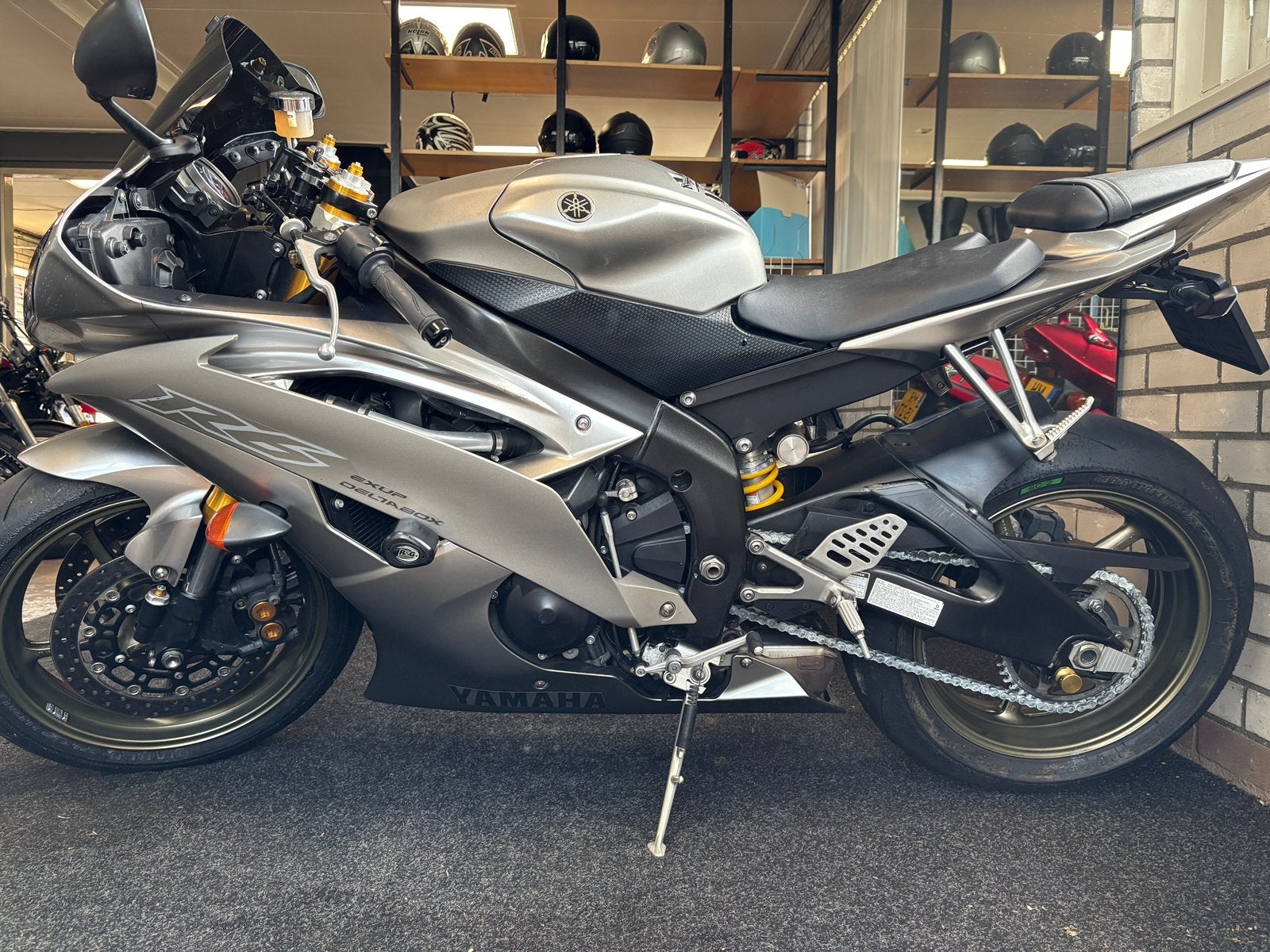 Yamaha  YZF R6, Motoren, 4 cilinders, Motorrijbewijs A, Super Sport, Particulier