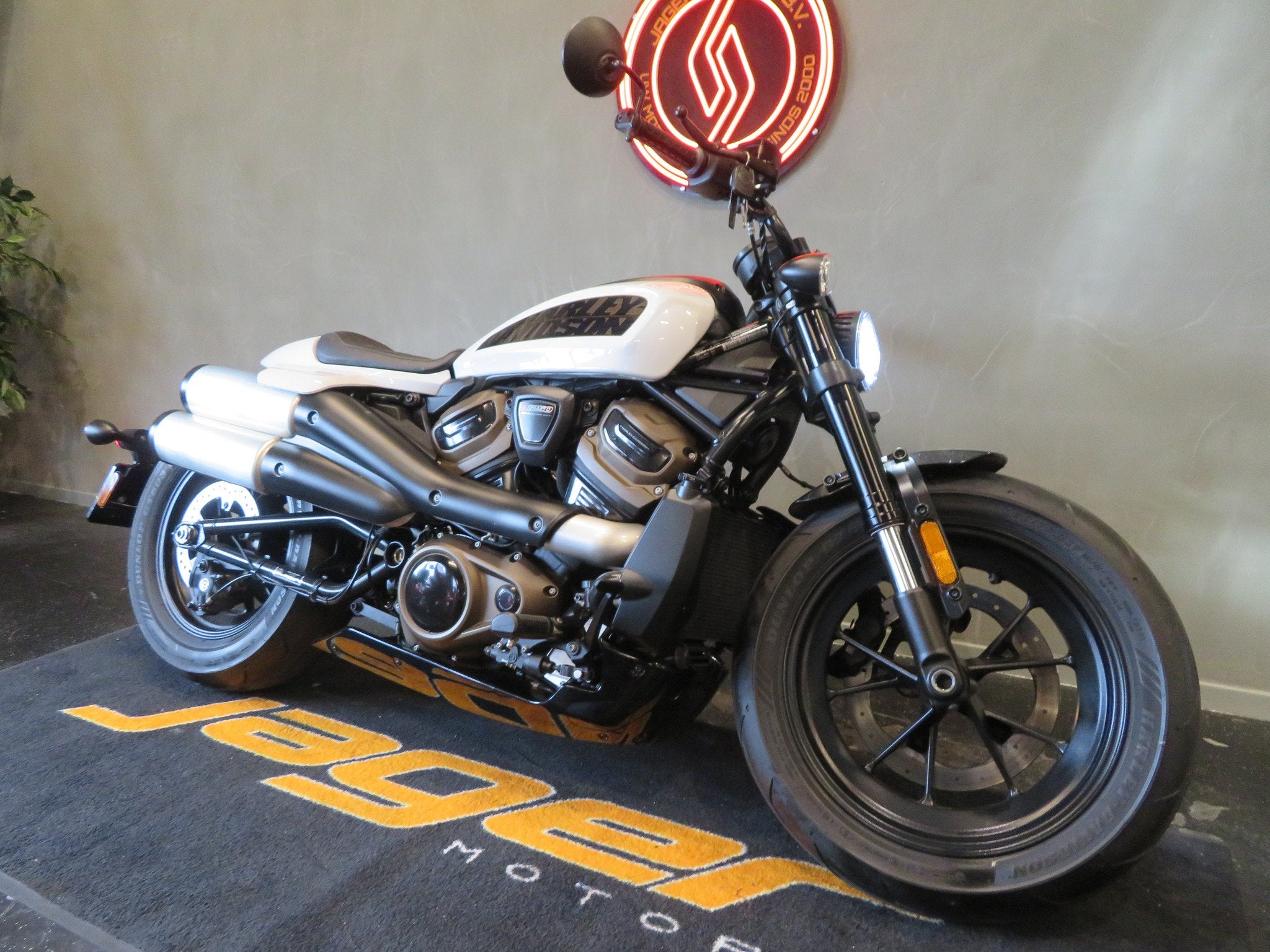 Harley-Davidson SPORTSTER 1250 S RH 5HD NIEUWSTAAT!, Chopper, Bedrijf, 1250 cc
