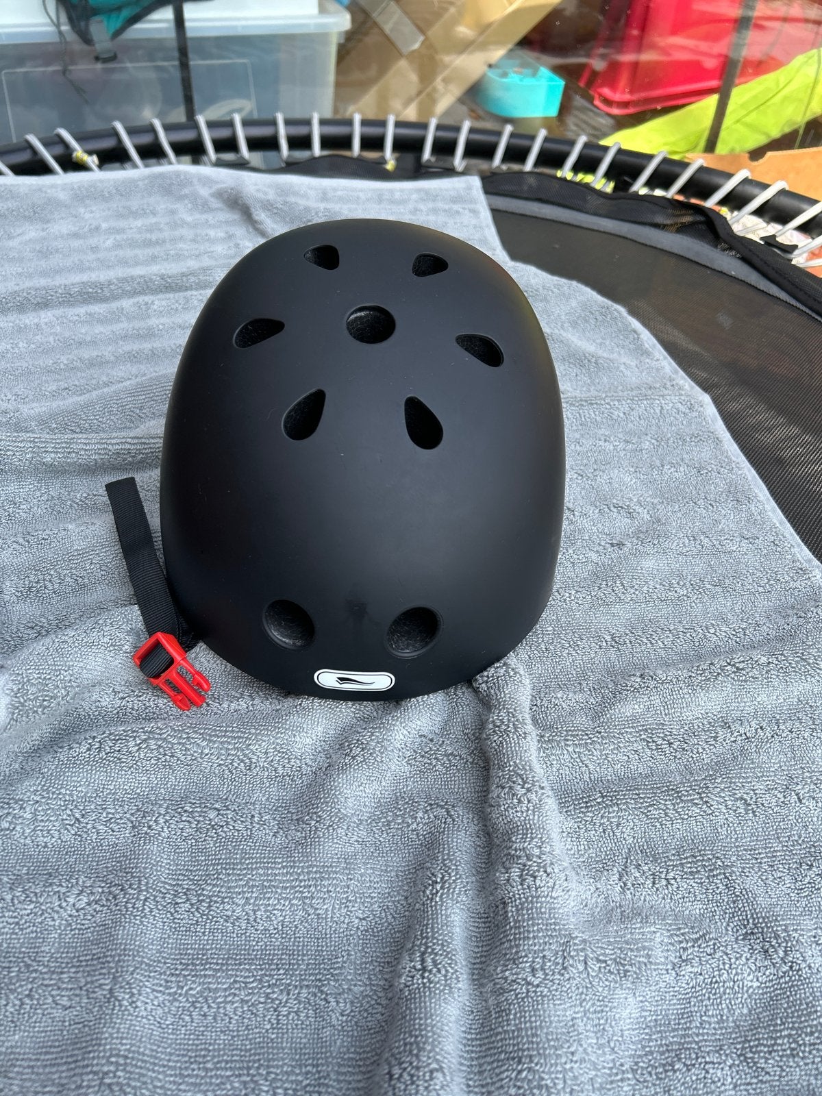Zwarte fietshelm L/XL (52-57cm) - Zo goed als nieuw, Ophalen, Zo goed als nieuw, L, Heer of Dame