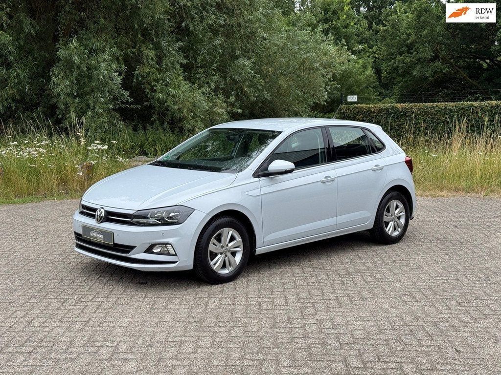 Volkswagen Polo 1.0 TSI Highline DSG I PDC I 1E EIG I BLUETO, Gebruikt, 95 pk, 1096 kg, Wit
