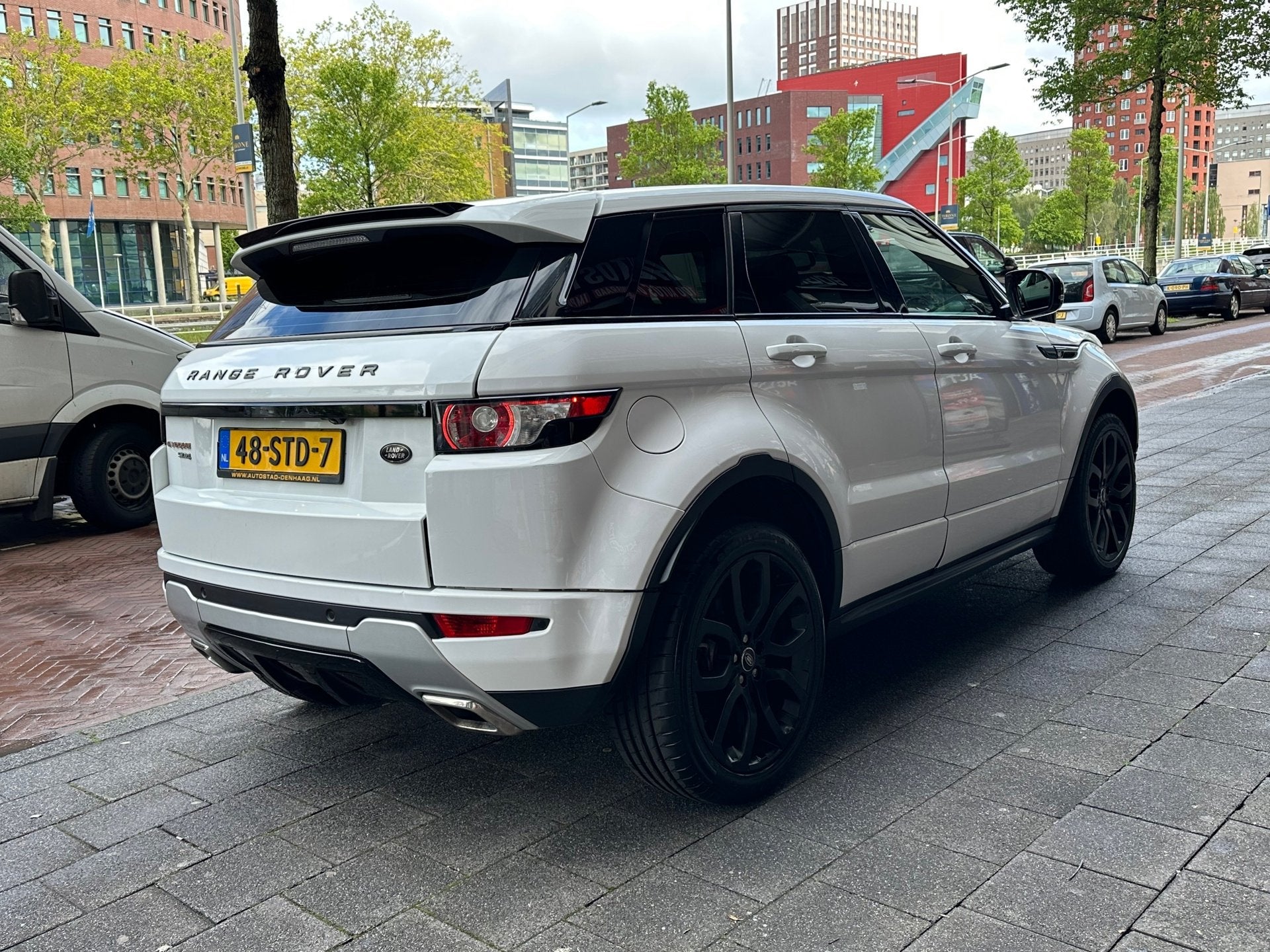 Land Rover Range Rover Evoque 2.2 SD4 4WD Aut Leer Navi Came, Auto's, Automaat, Euro 5, 15 km/l, Zwart