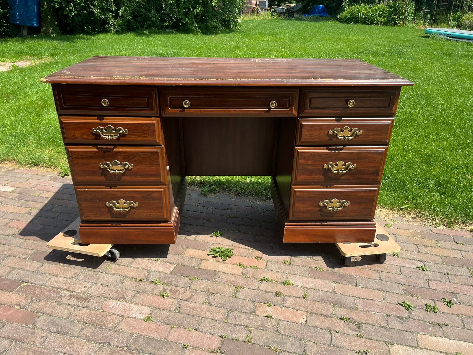 Klassiek Engels Chesterfield bureau, Antiek en Kunst, Ophalen