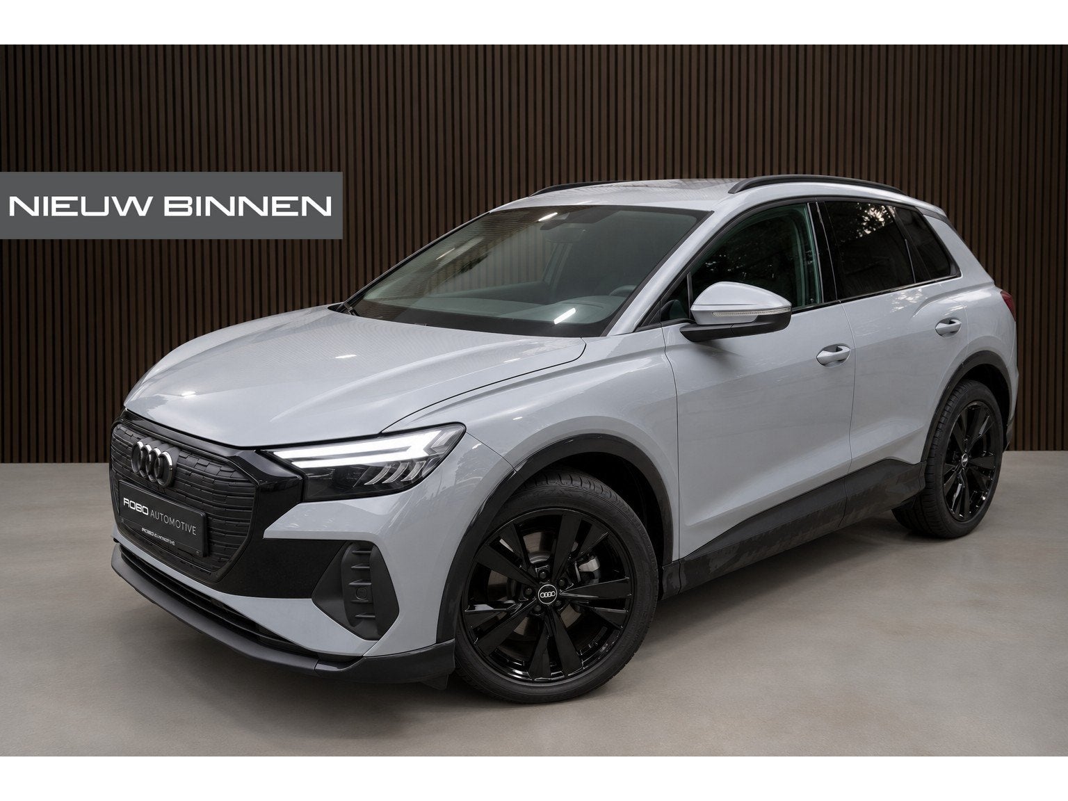 Audi Q4 e-tron 35 S edition 55 kWh S-Line | Stoelverwarming, Auto's, Gebruikt, 1865 kg, Q4 e-tron, 170 pk