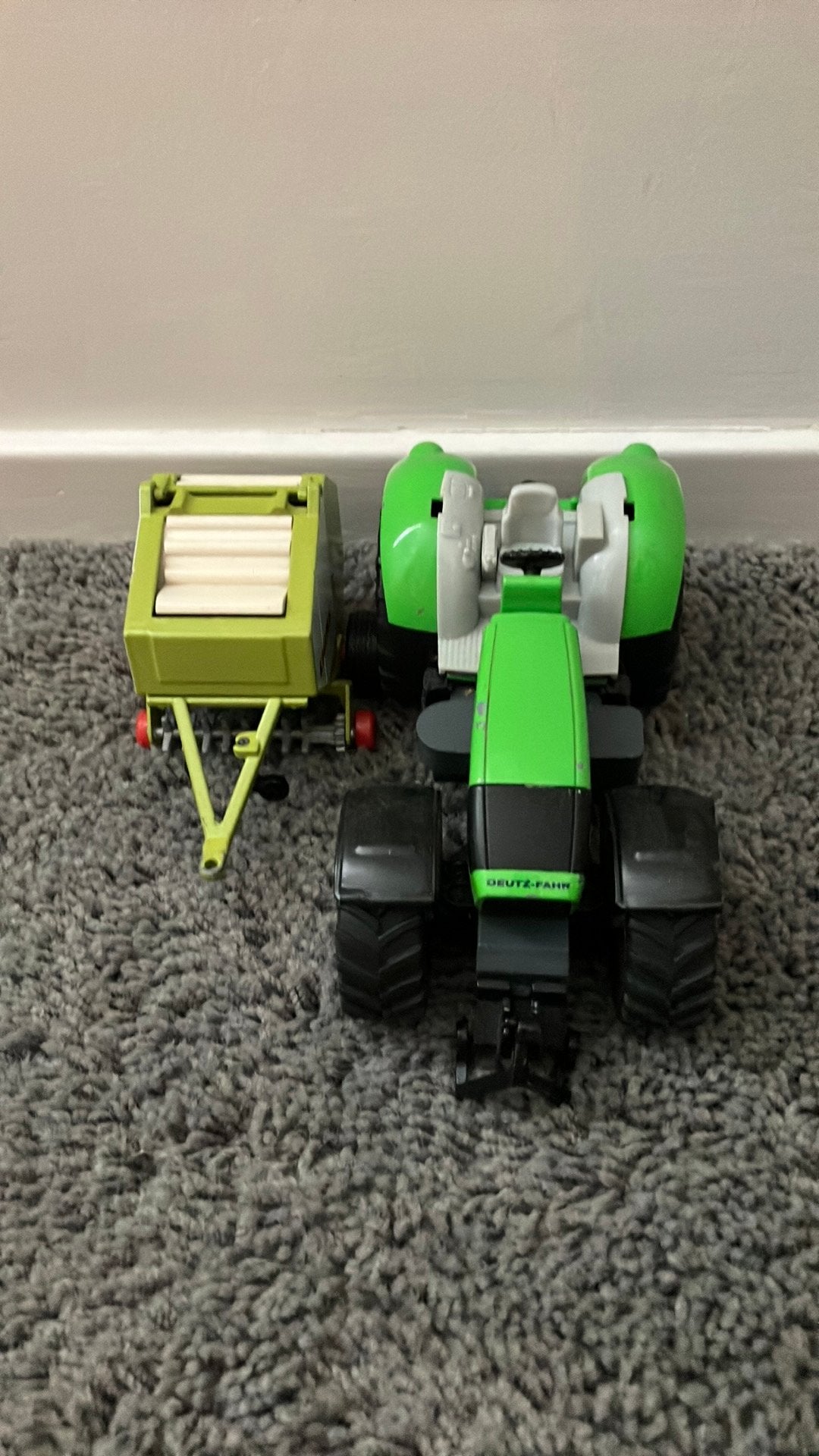 siku deutz-fahr trekker en claas balenpers, Ophalen of Verzenden, Zo goed als nieuw