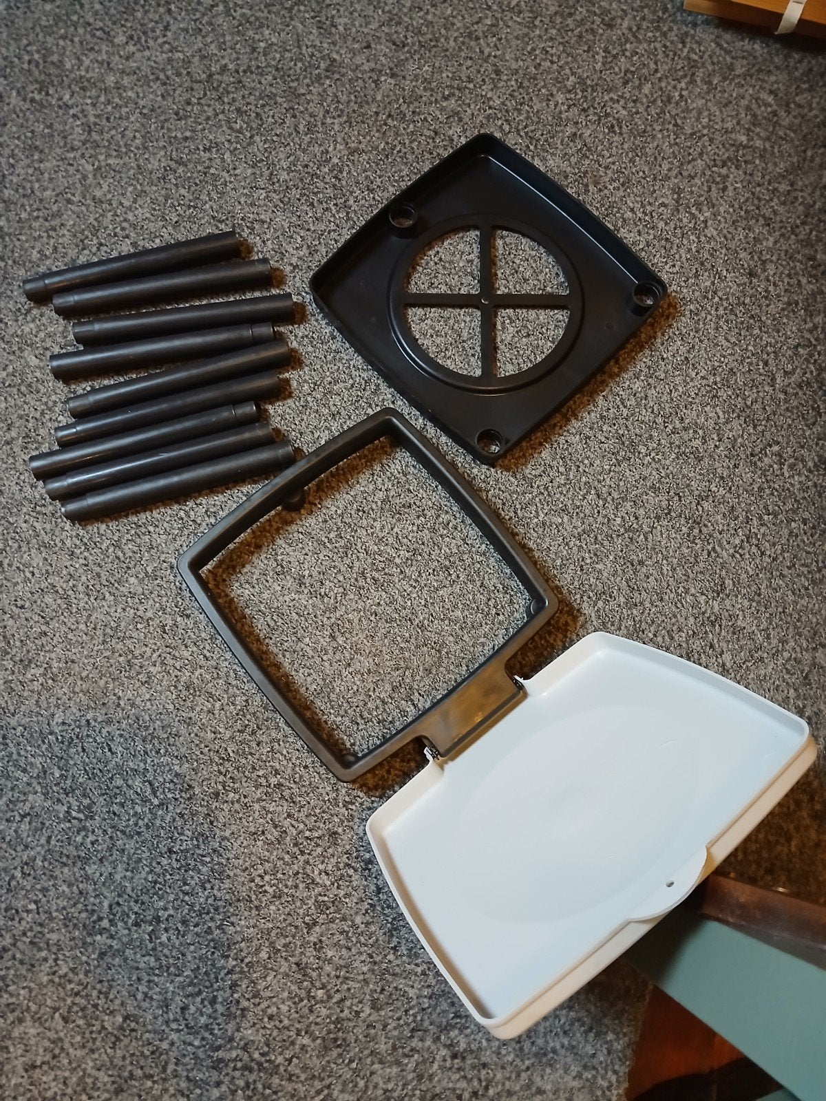camping prullenbakhouder met deksel - Zwart/Wit, 50 – 75, Kunststof, Gebruikt, Ophalen of Verzenden