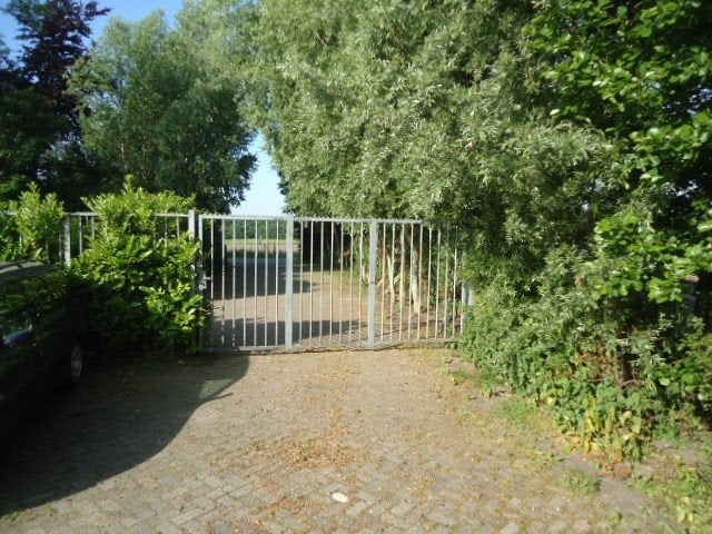 Hal te huur hobby of opslag of doe het zelf, Ophalen