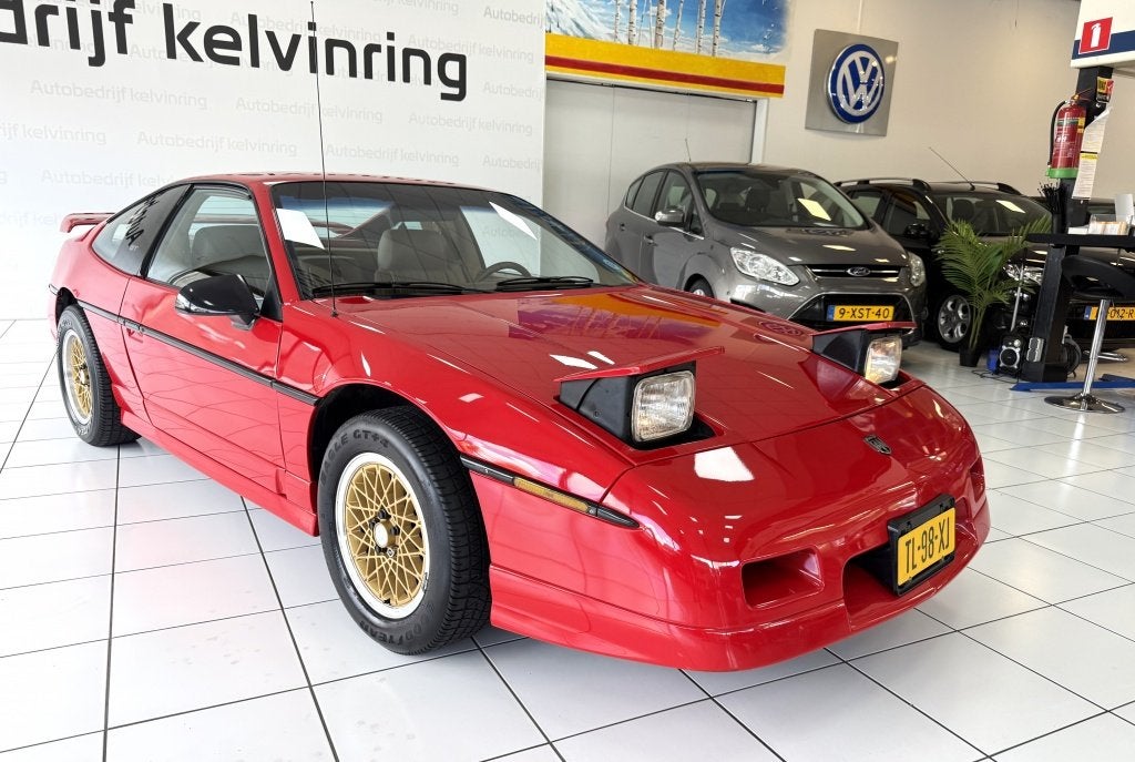 Foto 43 van Pontiac Fiero 2.8 GT Airco OOK S AVONDS GEOPEND OP AFSPRAAk