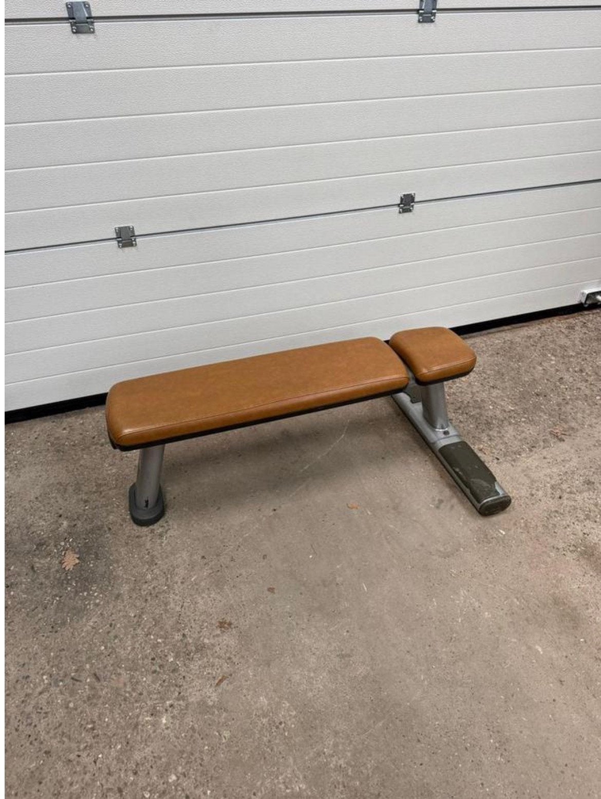 Life Fitness Flat bench / Benchpress / bankje, Sport en Fitness, Fitnessmaterialen, Ophalen, Benen, Gebruikt, -