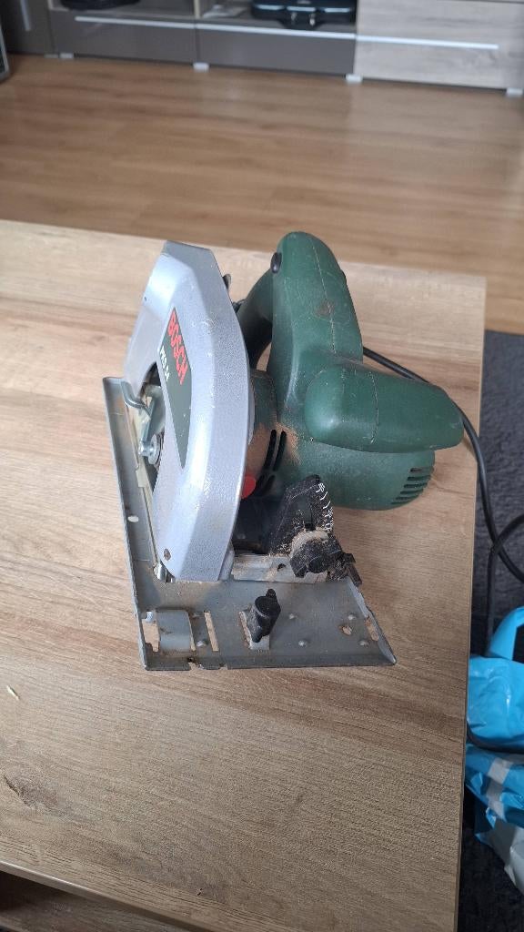 Bosch PKS 54 Handkreissäge mit Anschlag - 1050 Watt, Doe-het-zelf en Verbouw, Gereedschap | Zaagmachines, Ophalen, Decoupeerzaag